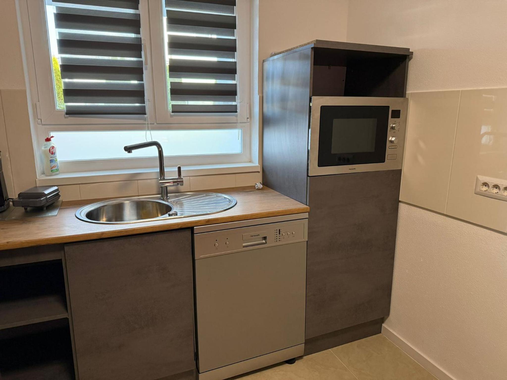 One-Bedroom House photo 2