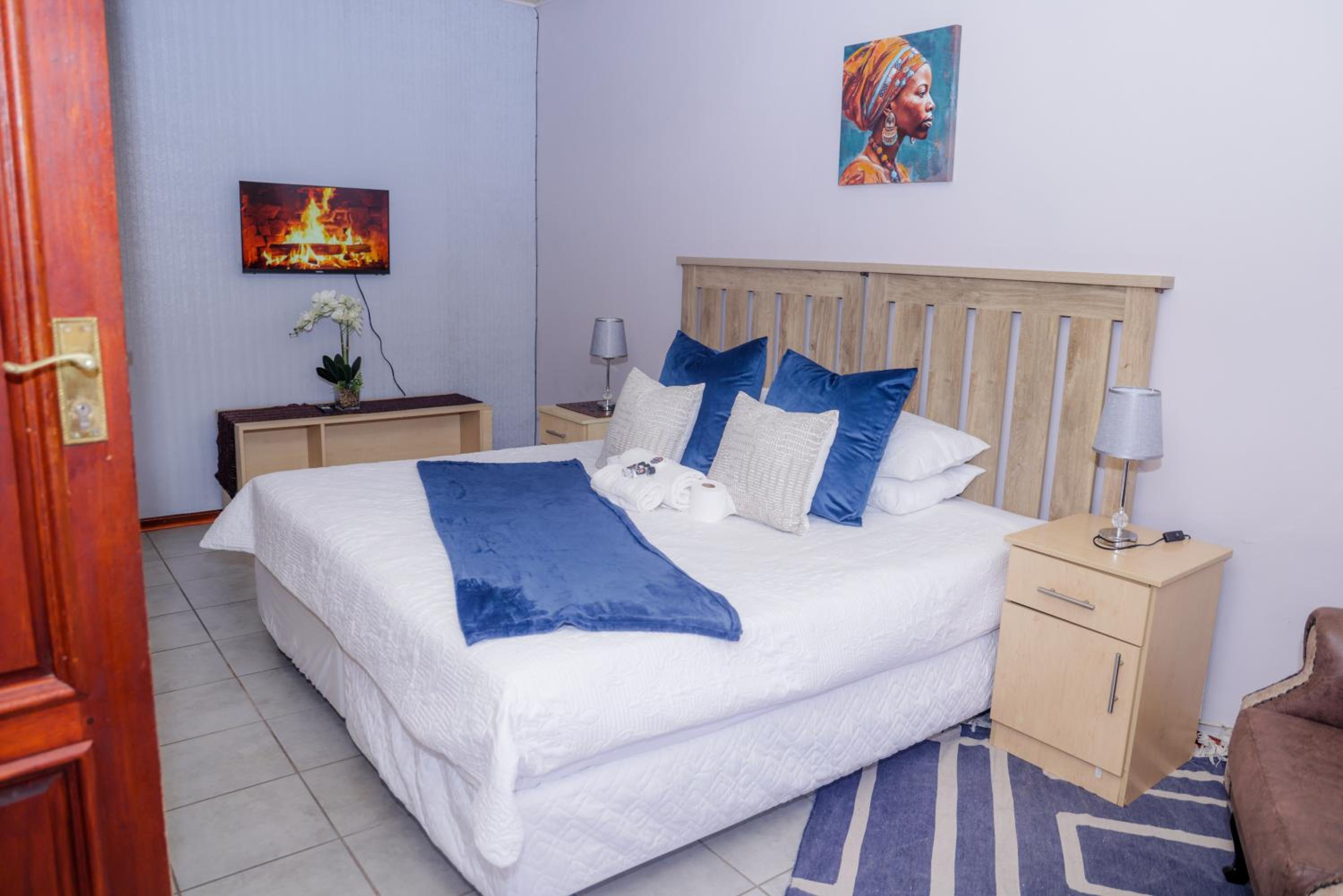 Deluxe Double or Twin Room photo 1