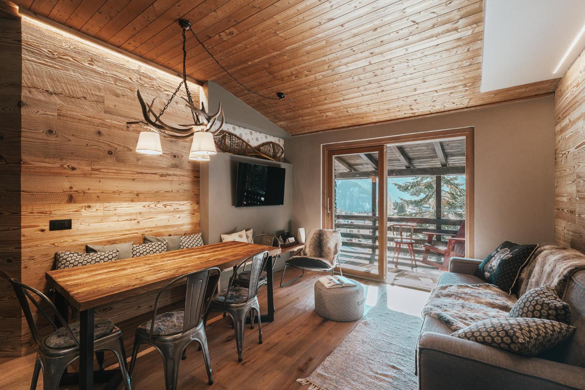 Apartment with Mountain View photo 1
