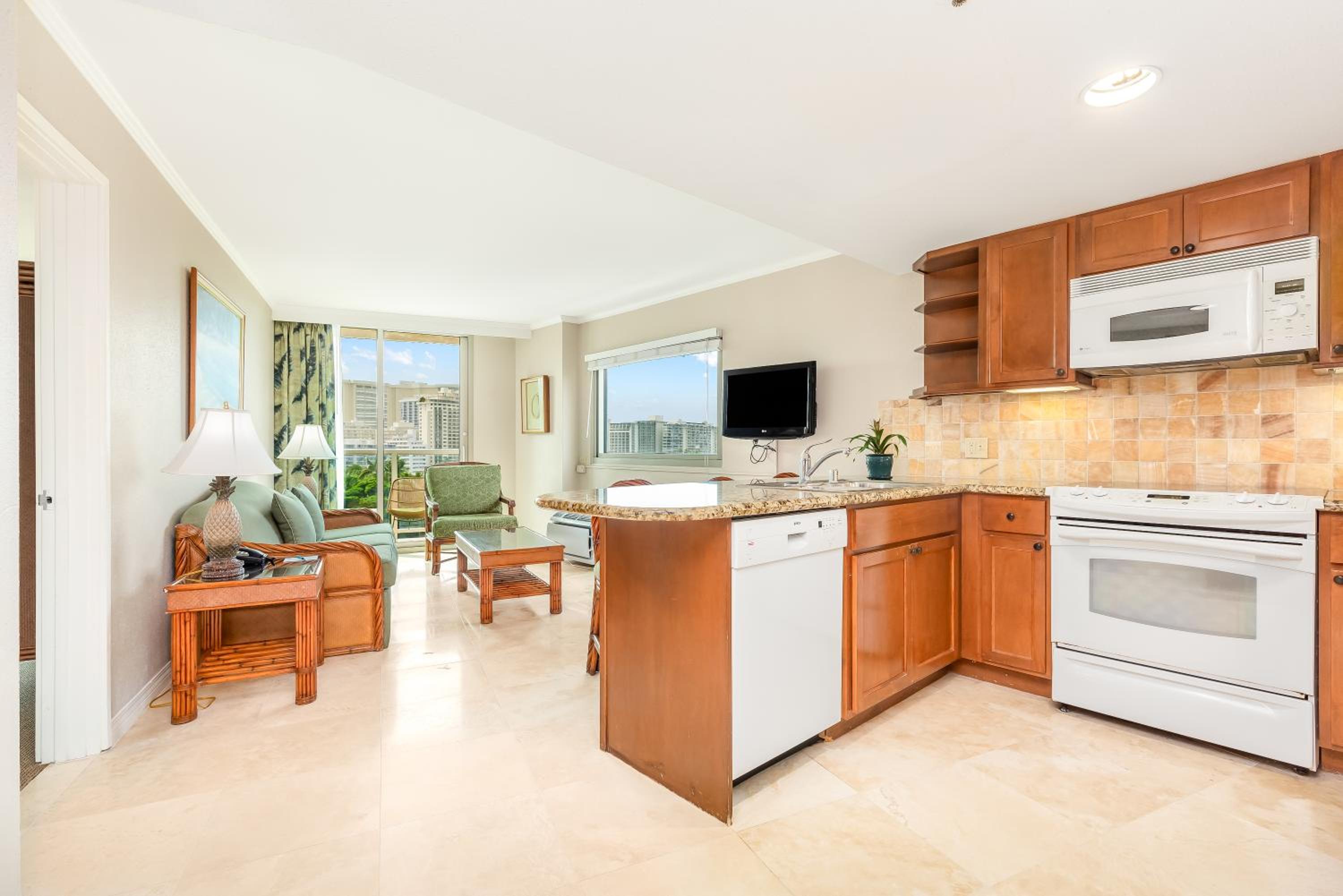 Ocean View One Bedroom Suite with Kitchen - Photo 9