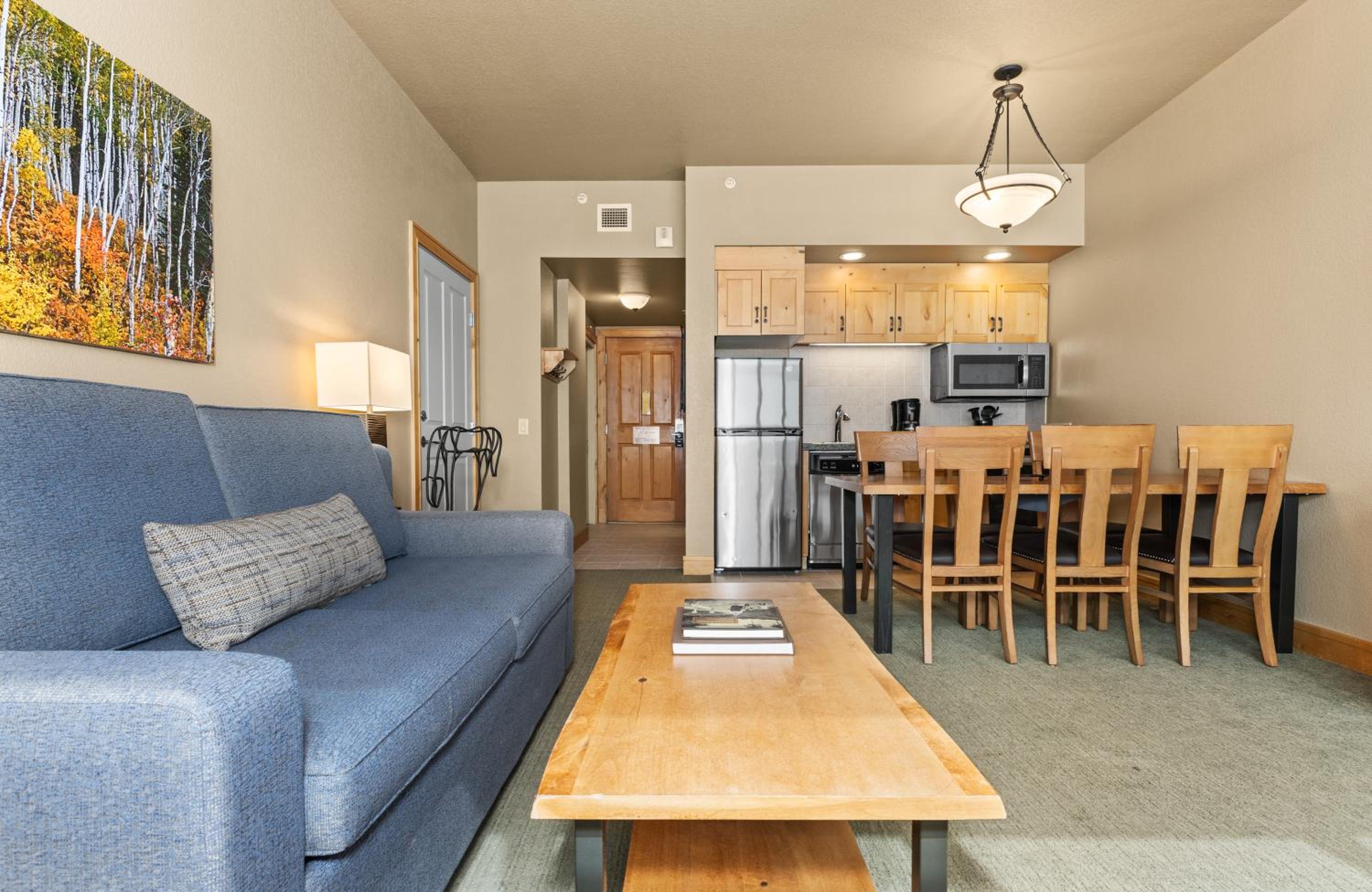 One-Bedroom Apartment (6 Adults) - Photo 10