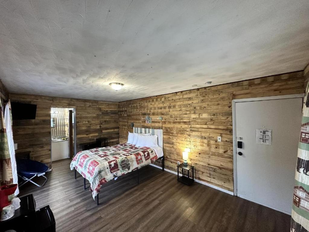 Single Room with Balcony