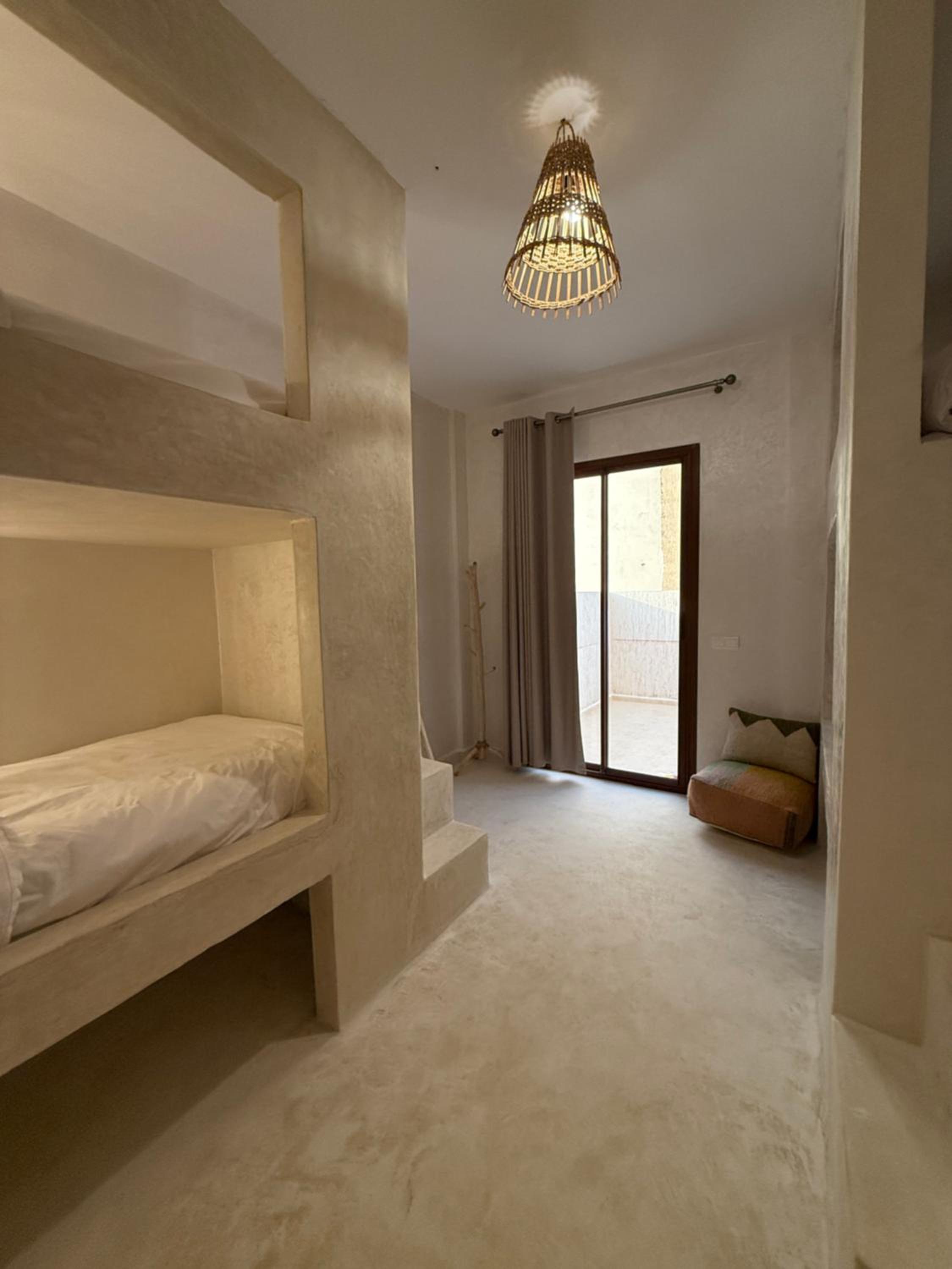 Bed in 4-Bed Male Dormitory Room photo 3