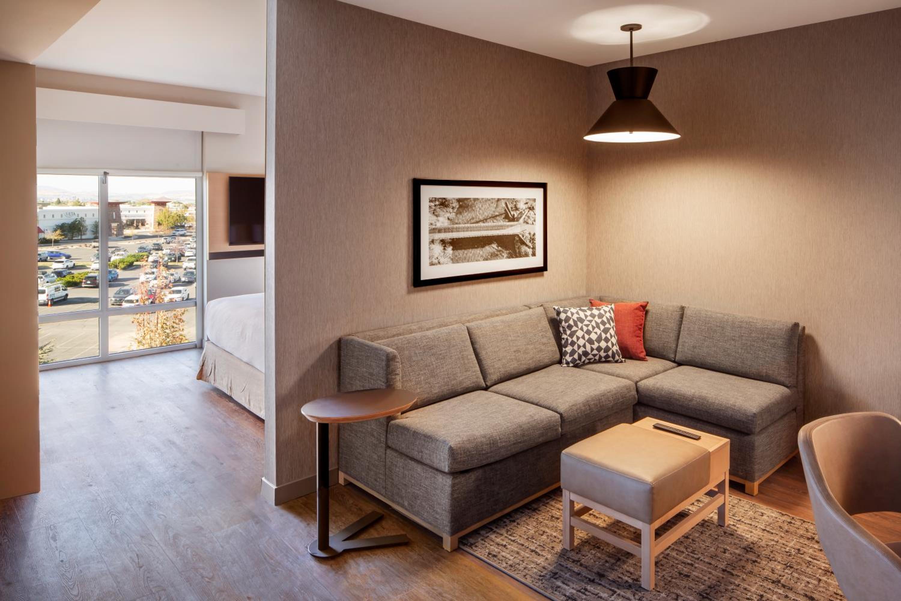 Queen Suite with Two Queen Beds and Tub - Disability Access