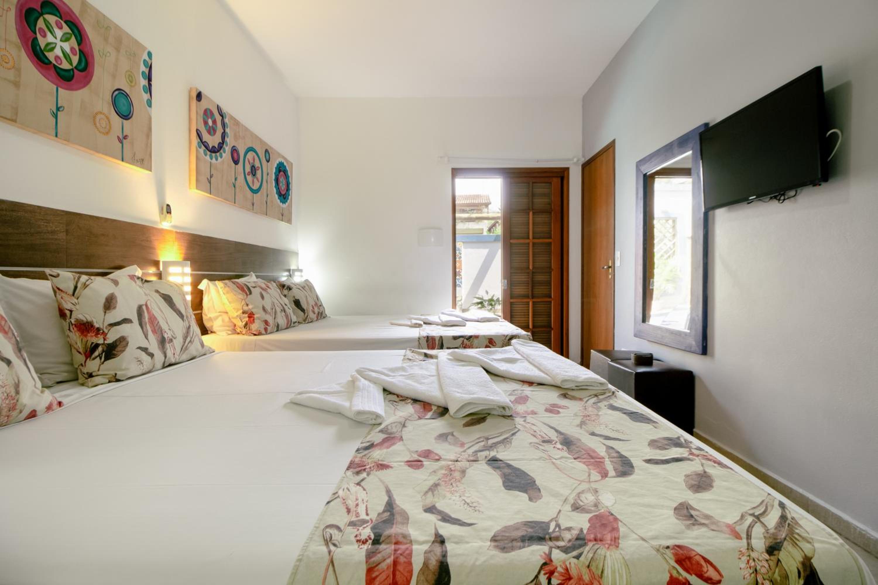 Master Room - Photo 2