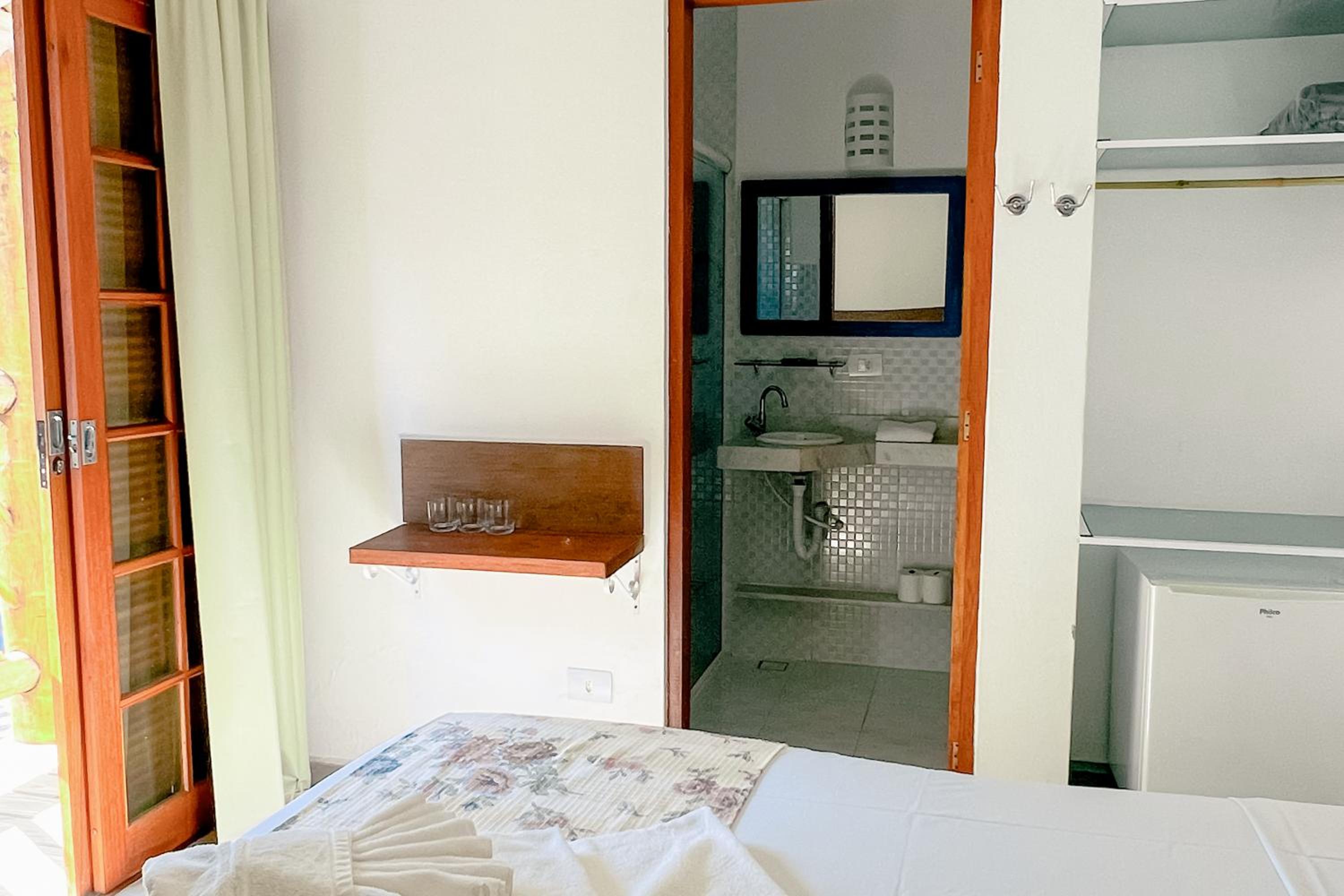 Standard Double Room - Photo 5