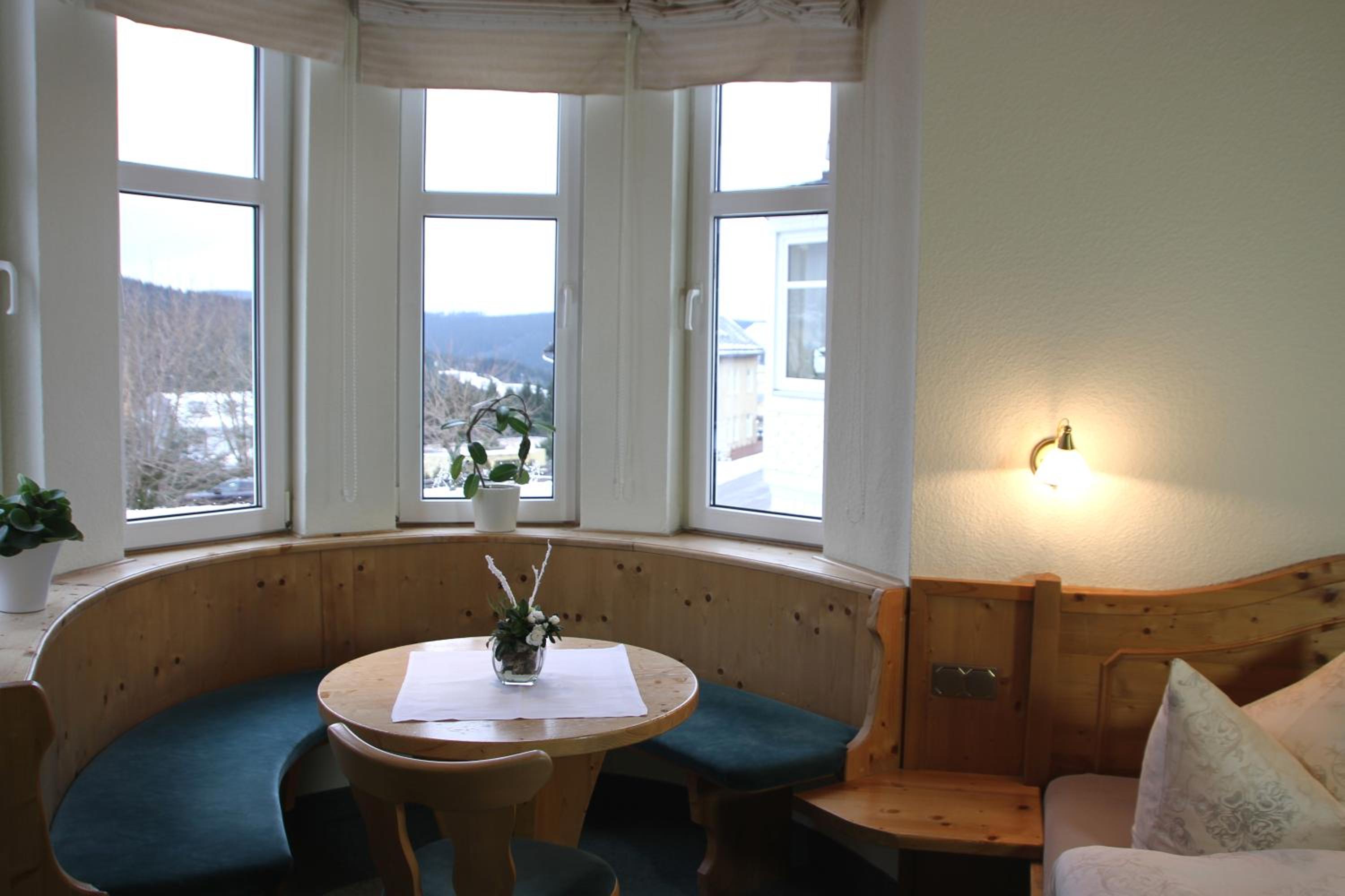 Double Room - Photo 5