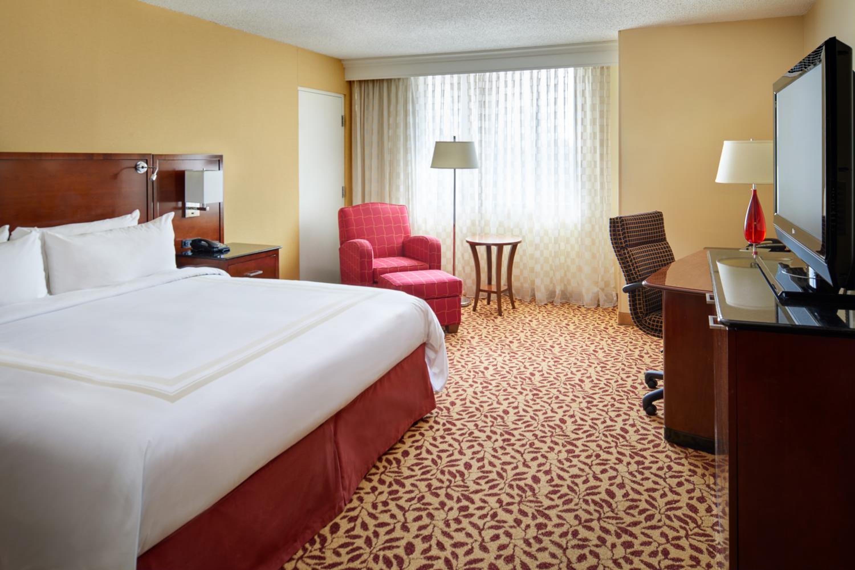 King Room - Mobility Access/Non-Smoking photo 2