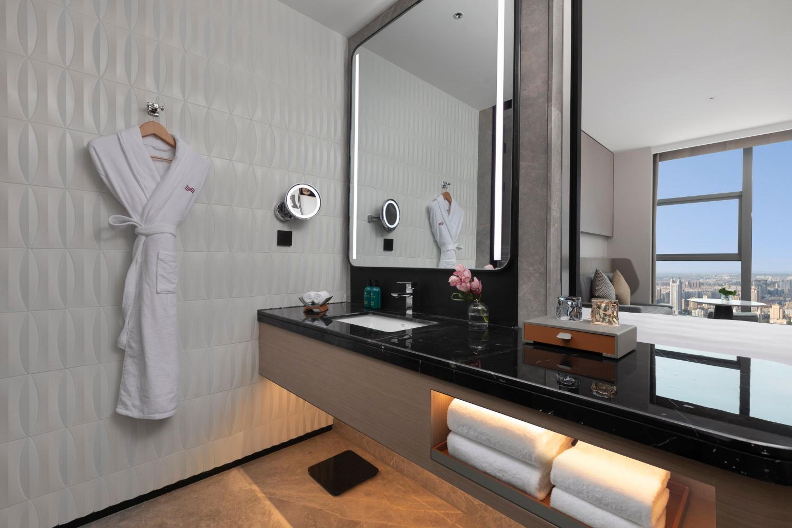Premium King Room - Lounge Access