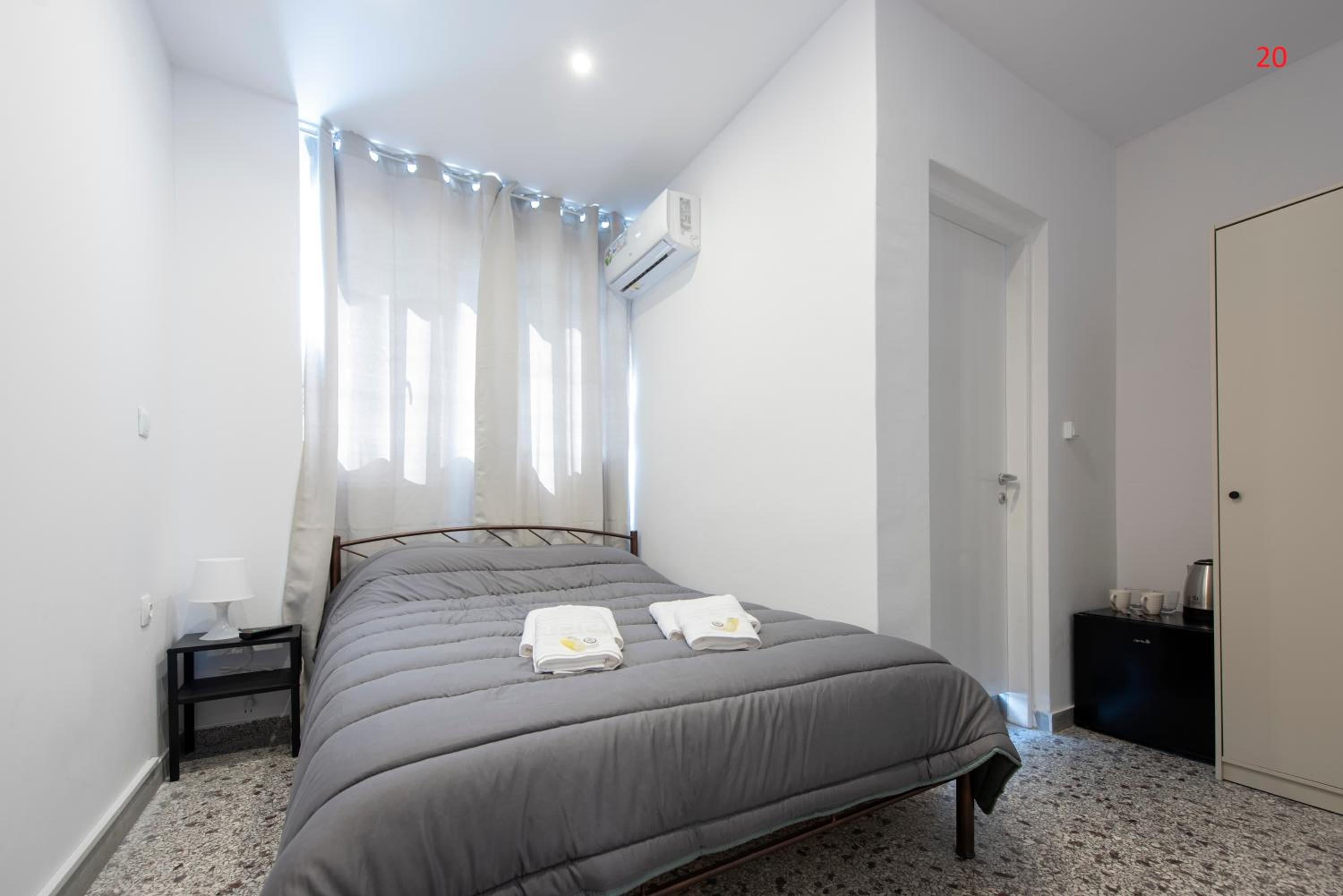 Economy Double Room photo 1