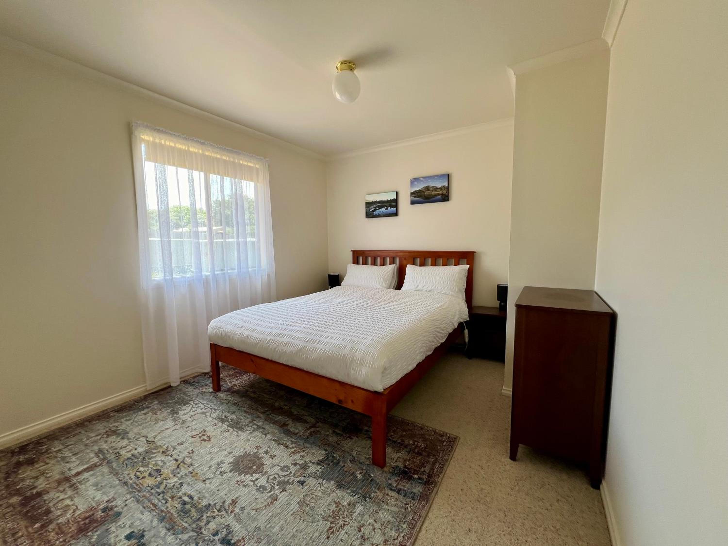 Two-Bedroom House photo 2