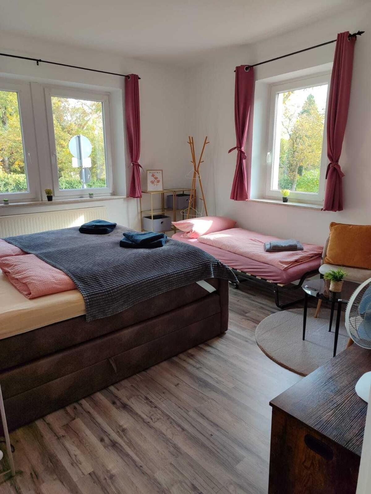 Three-Bedroom Apartment photo 2