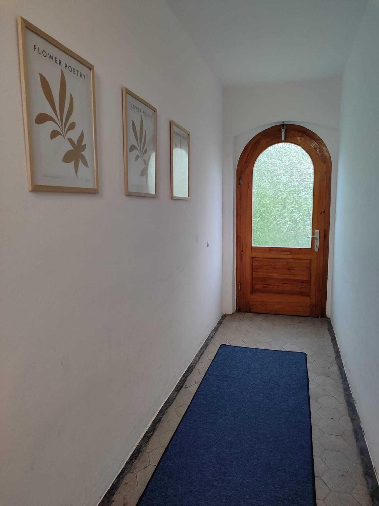 Three-Bedroom Apartment photo 1