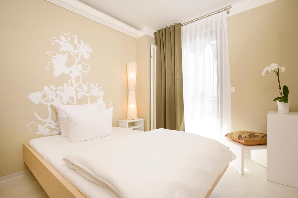 Double Room - Photo 9