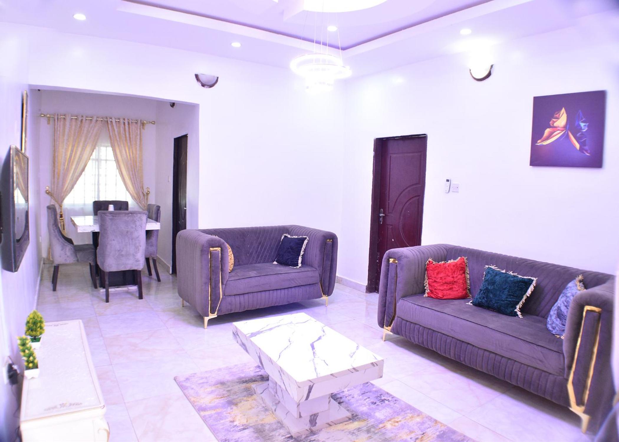 Three-Bedroom Apartment with Balcony photo 1
