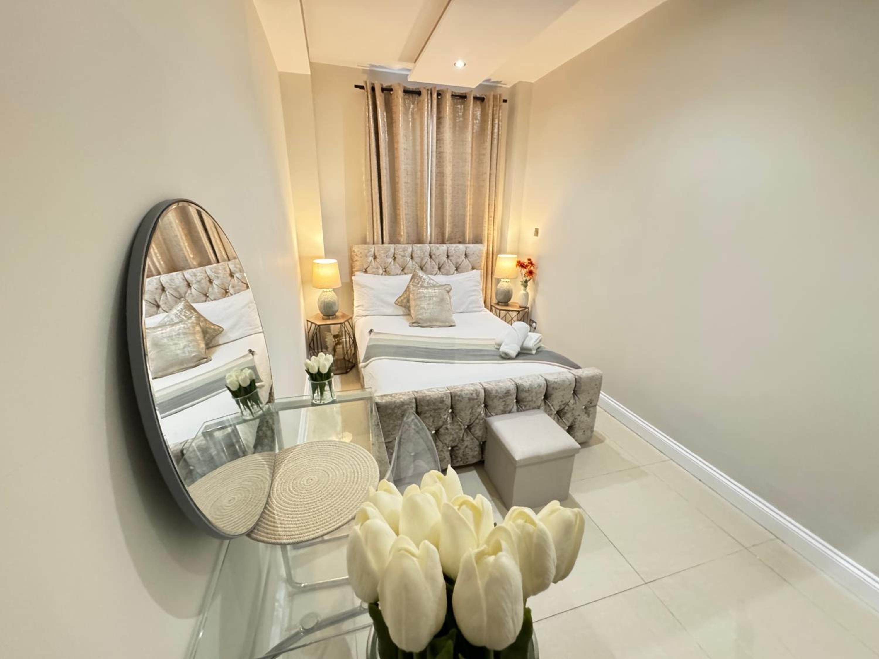 London eye One Bedroom Apartment