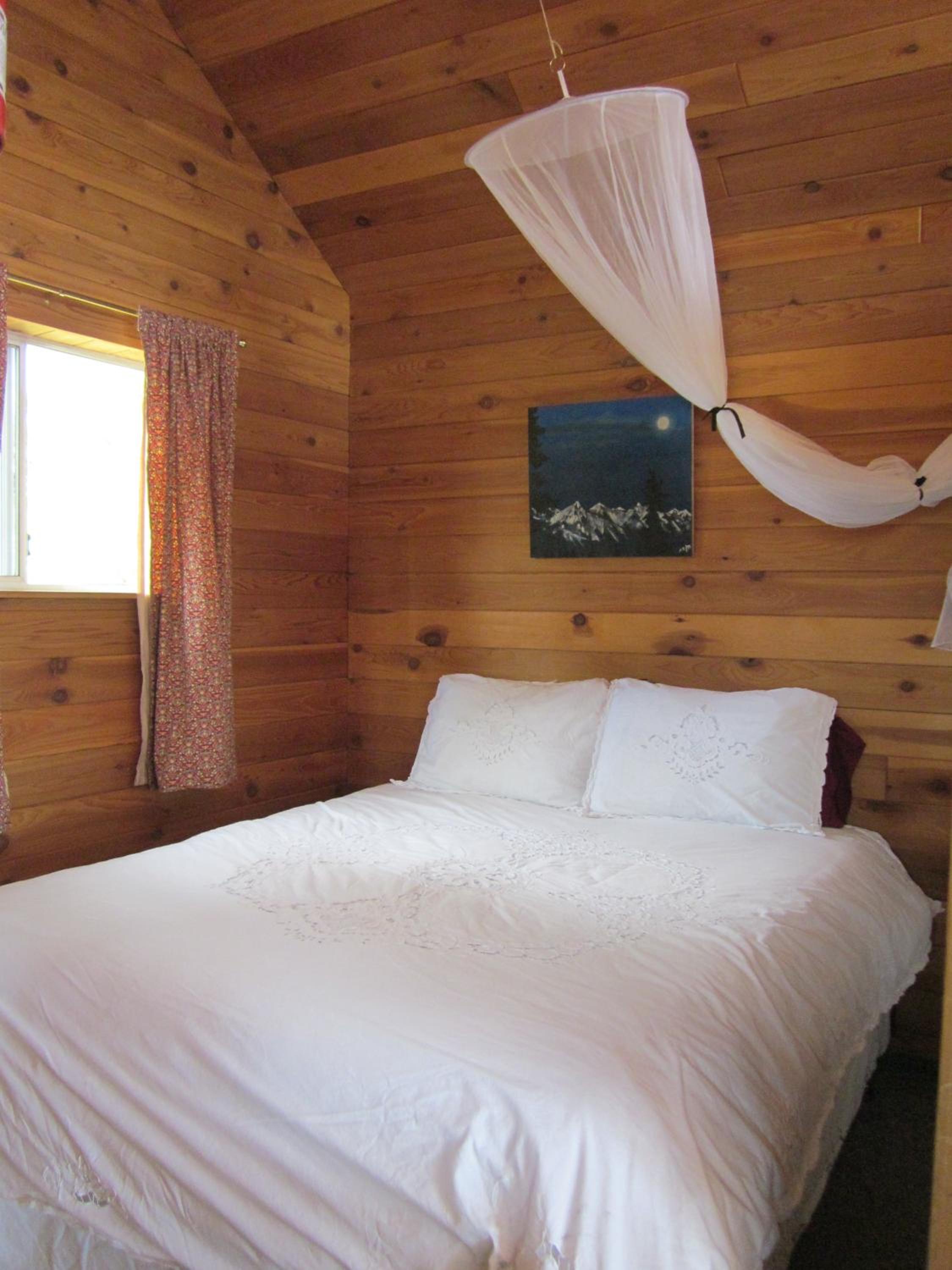 One-Bedroom Bungalow photo 1