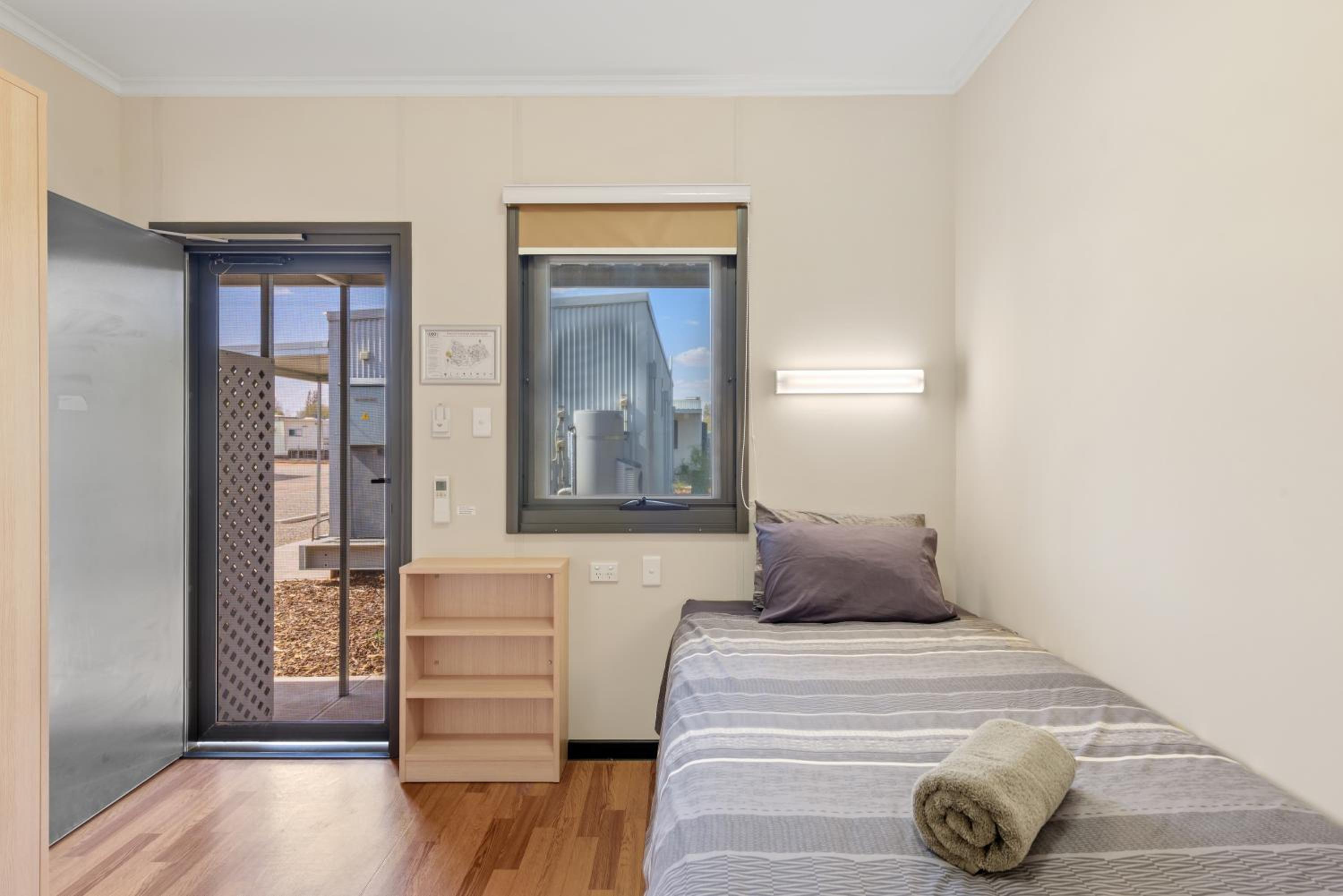Standard Accessible Room - Photo 3