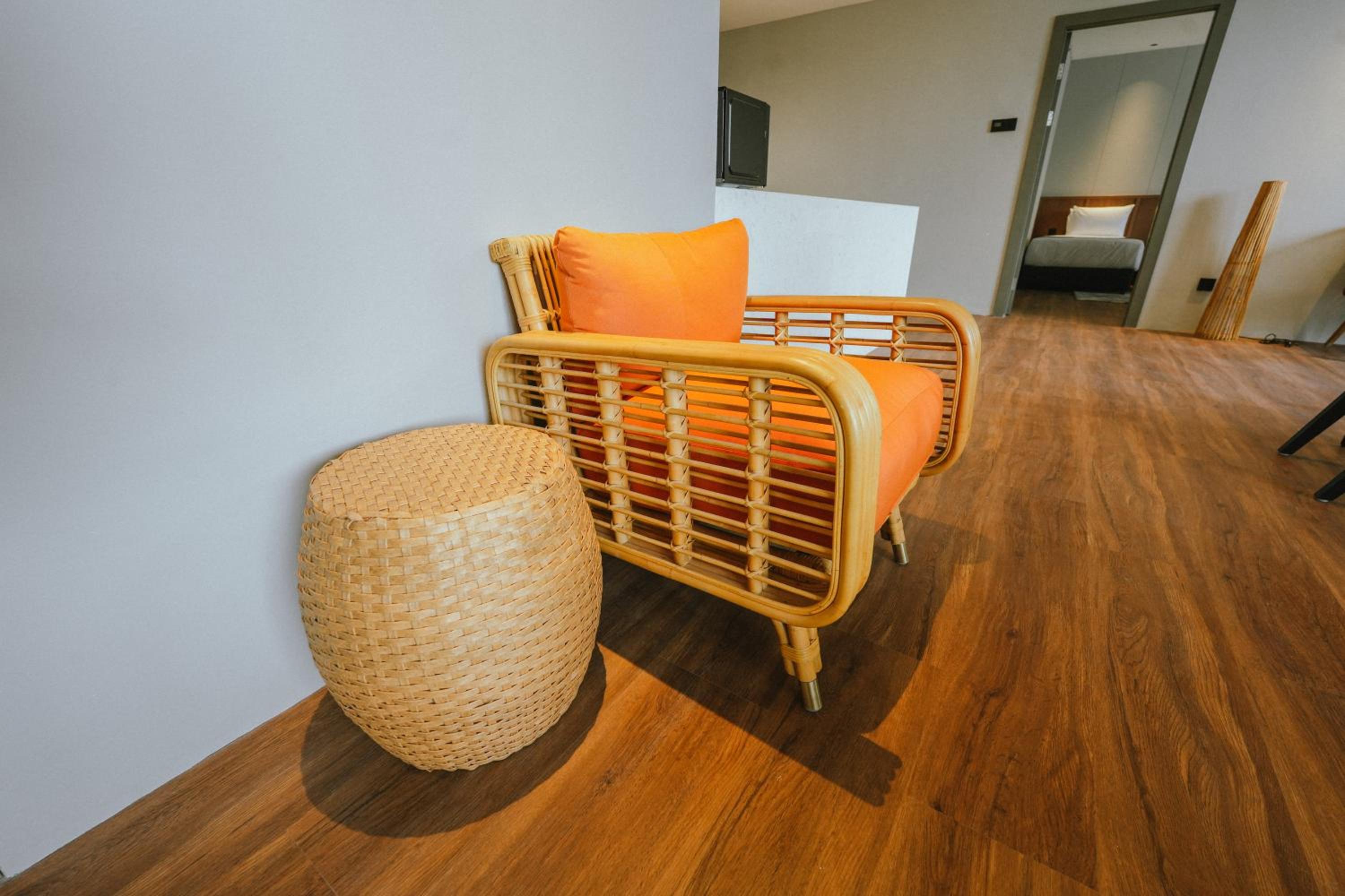 Deluxe Suite - Photo 19