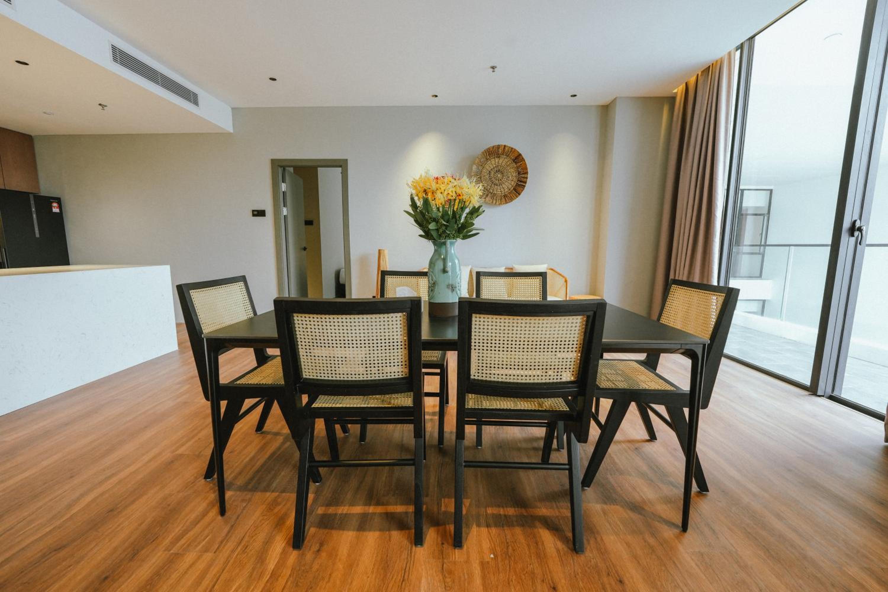 Deluxe Suite - Photo 35