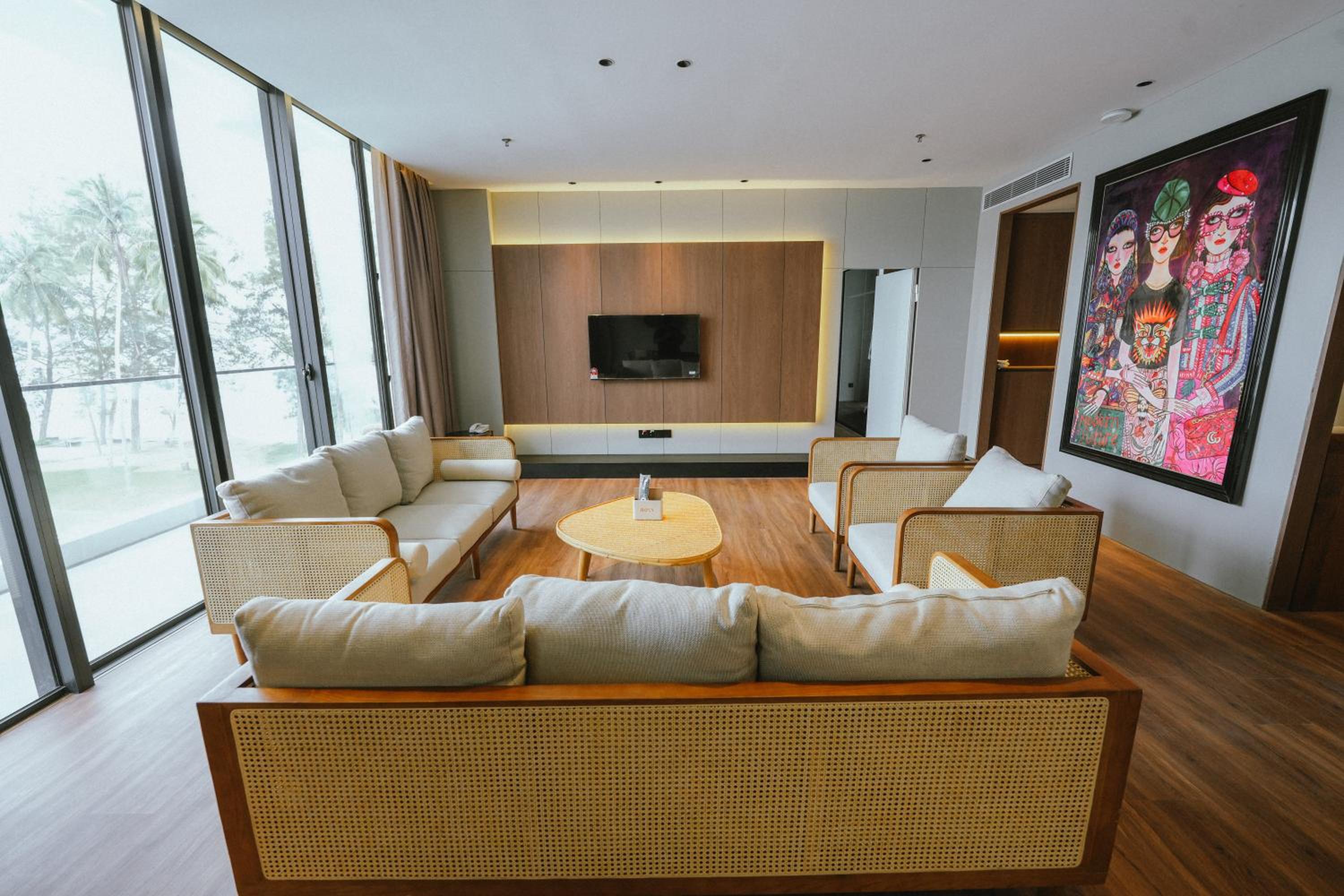 Deluxe Suite - Photo 30