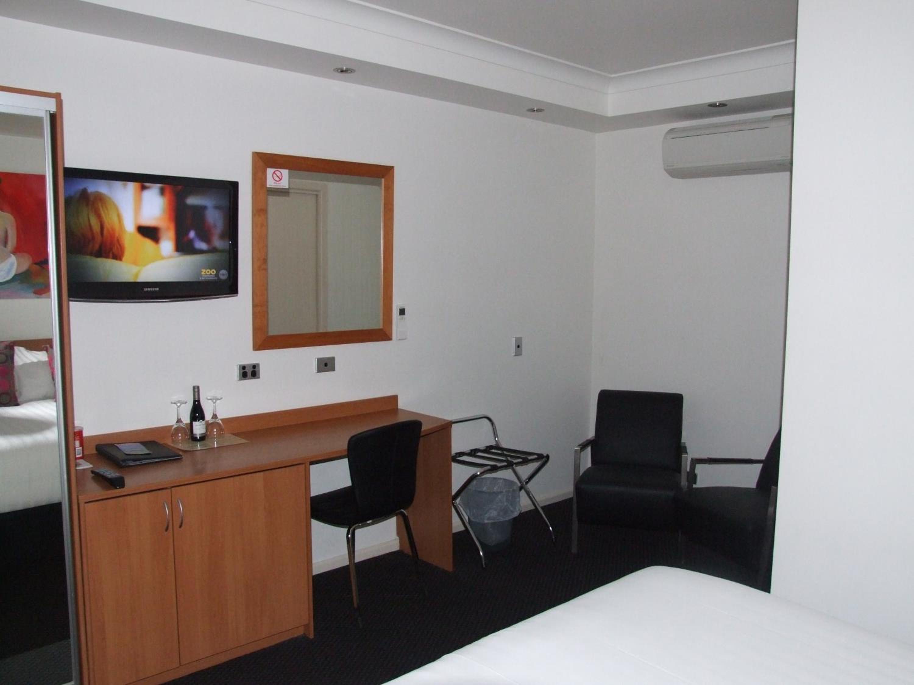 Superior Queen Room - Photo 7