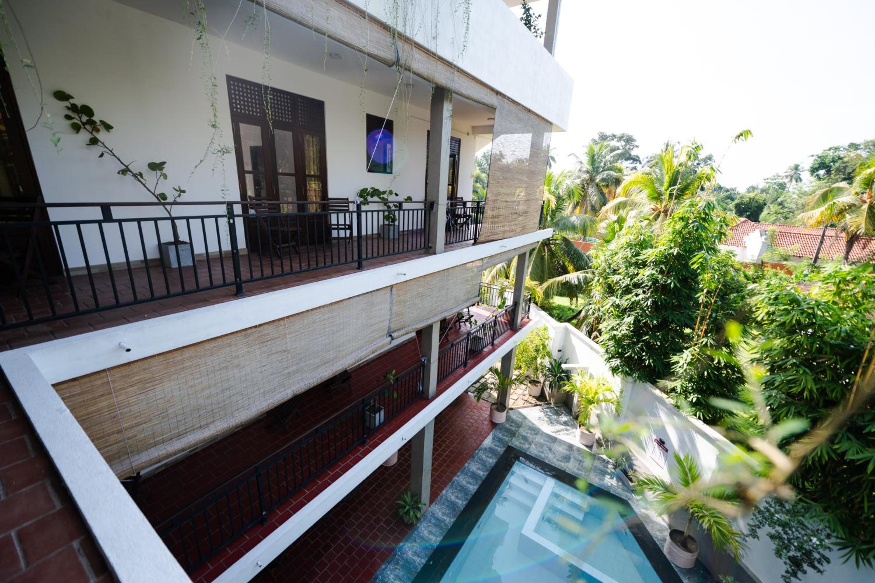Double Room with Pool View