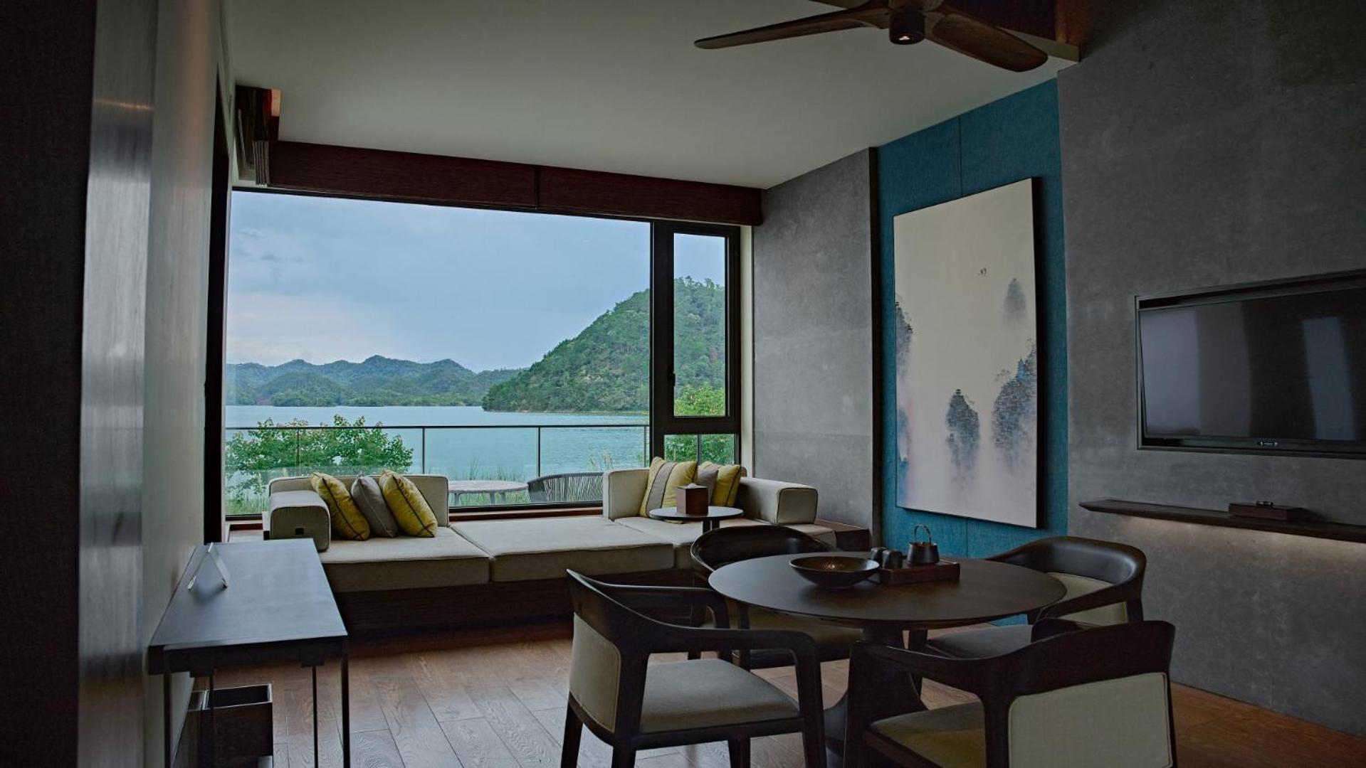 One-Bedroom Villa photo 1