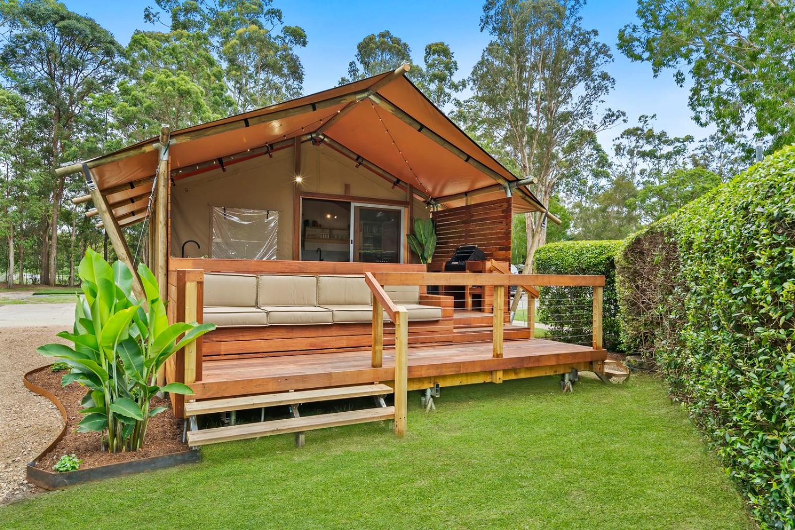 Luxury Safari Tent photo 2