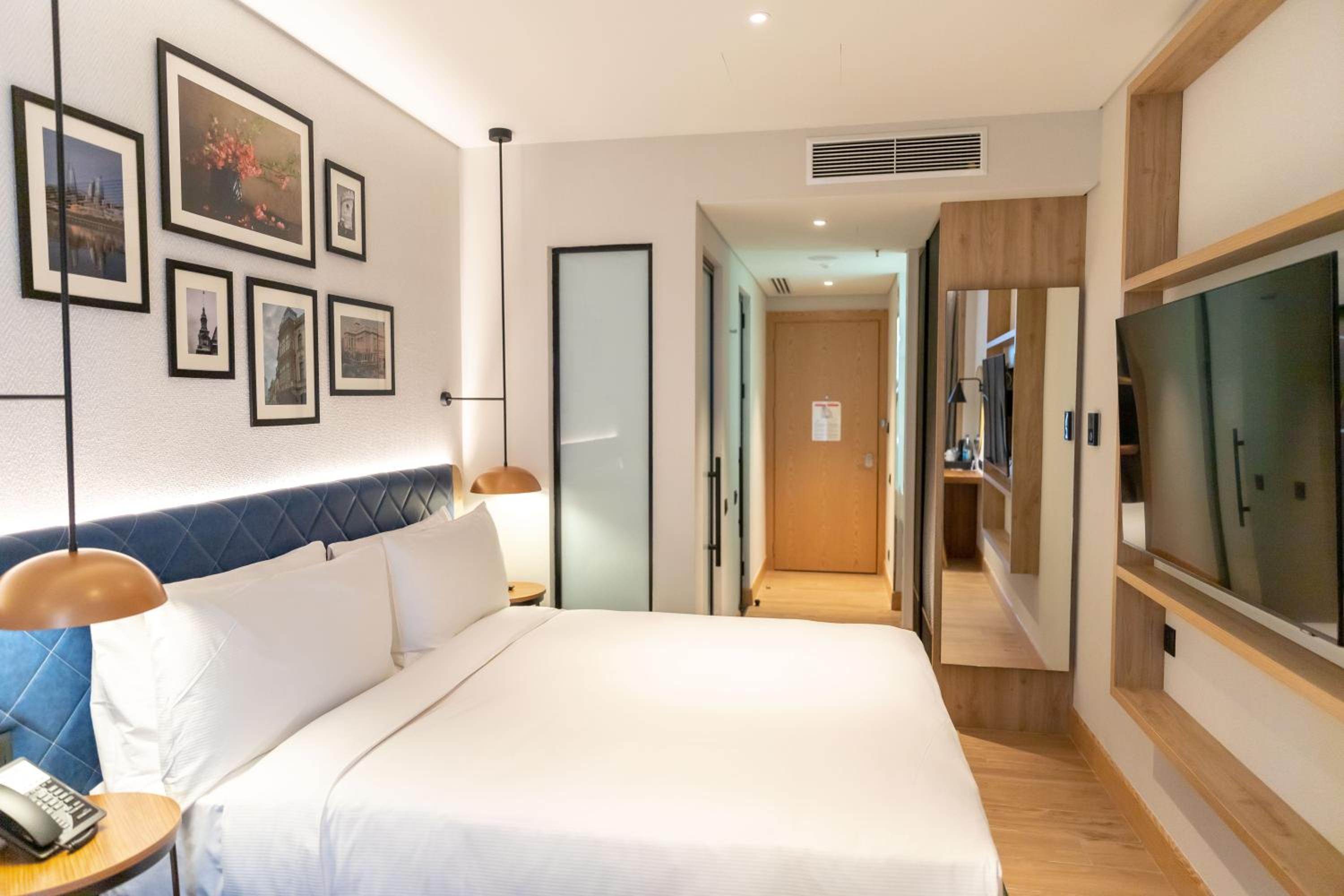 King Room with Sofa Bed and City View