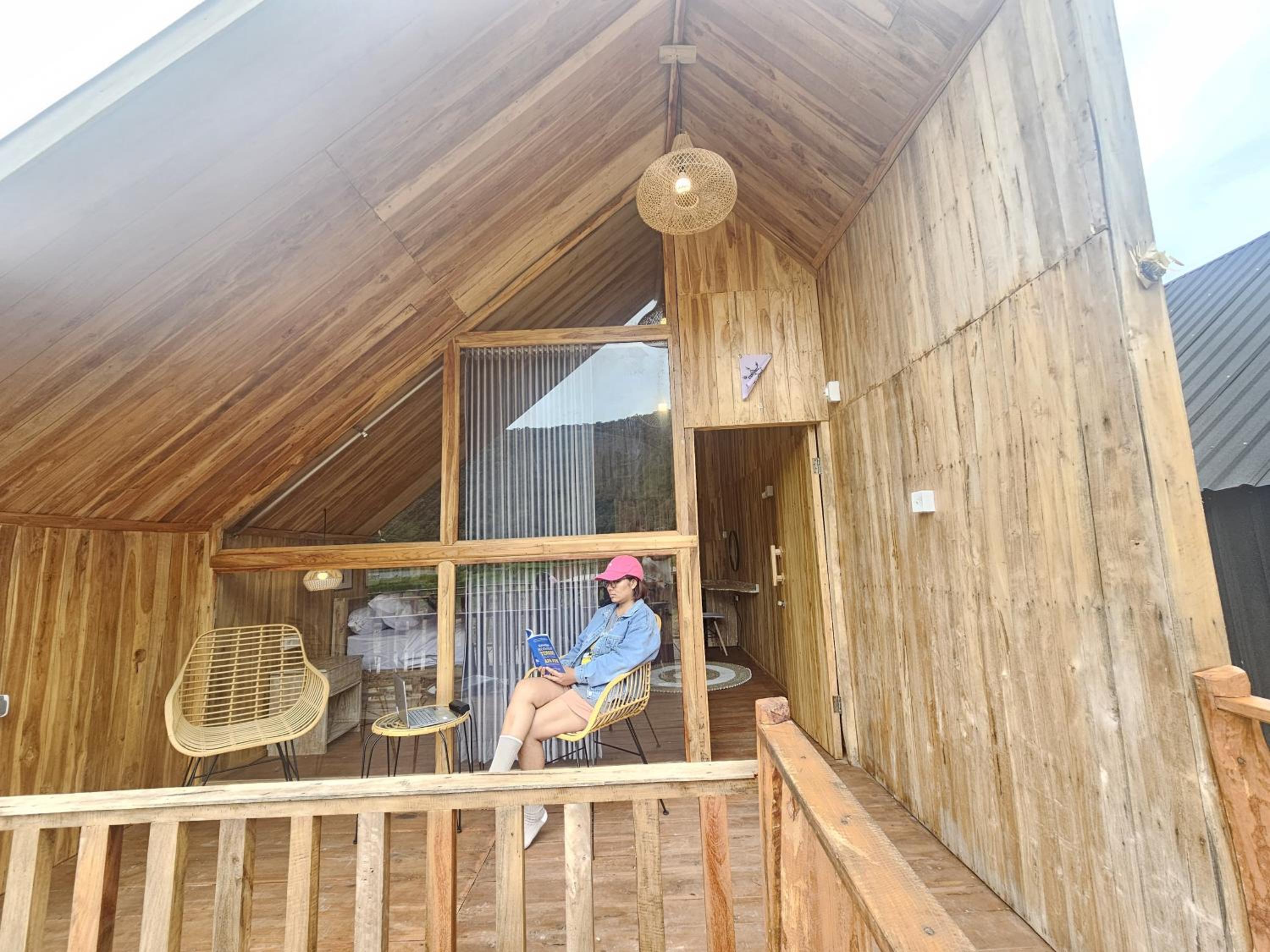 King Room With Lake View