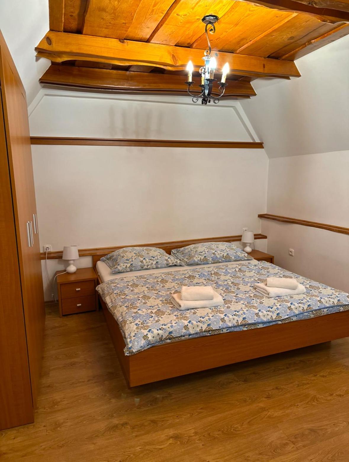Double Room - Photo 1