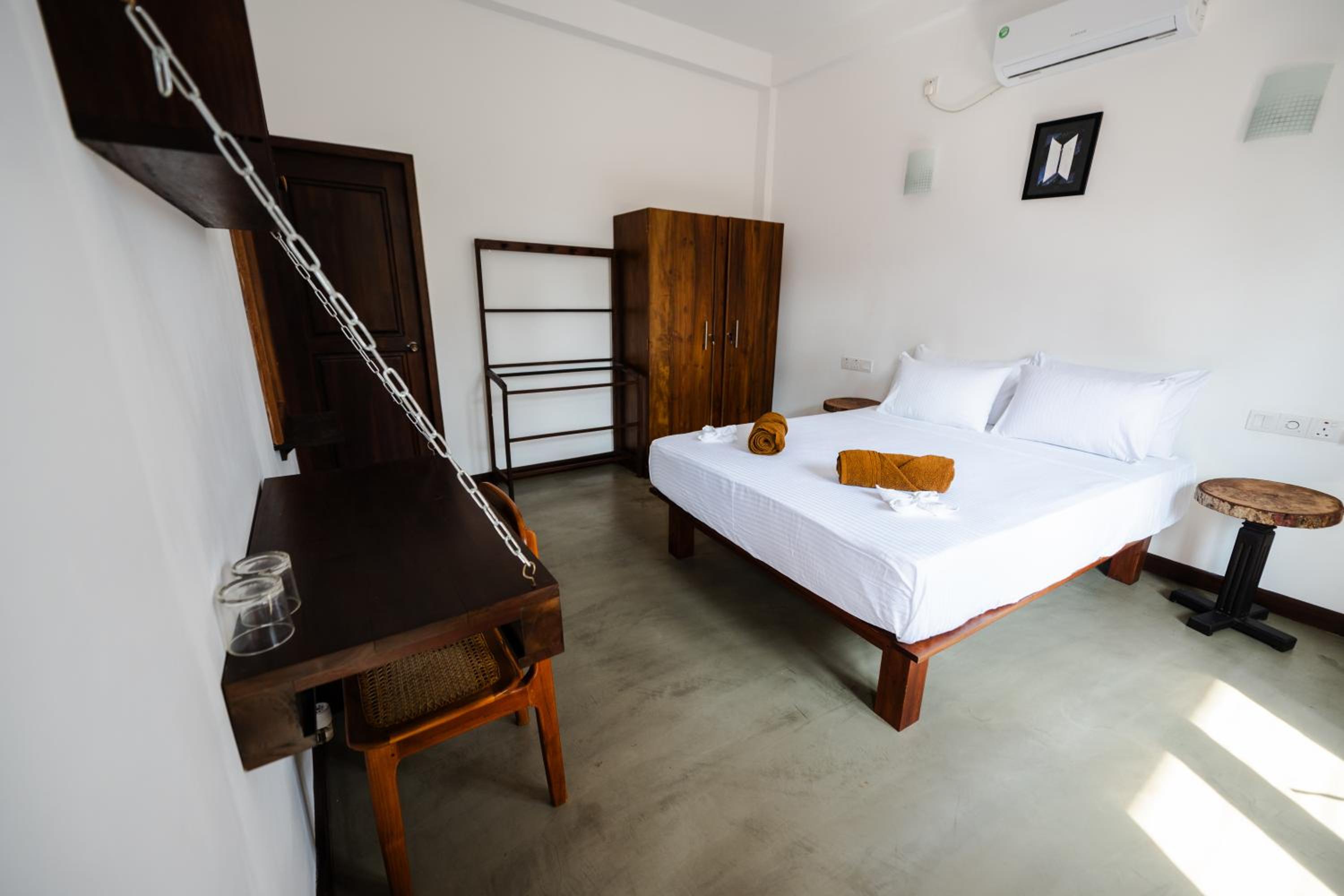 Standard Double Room photo 3