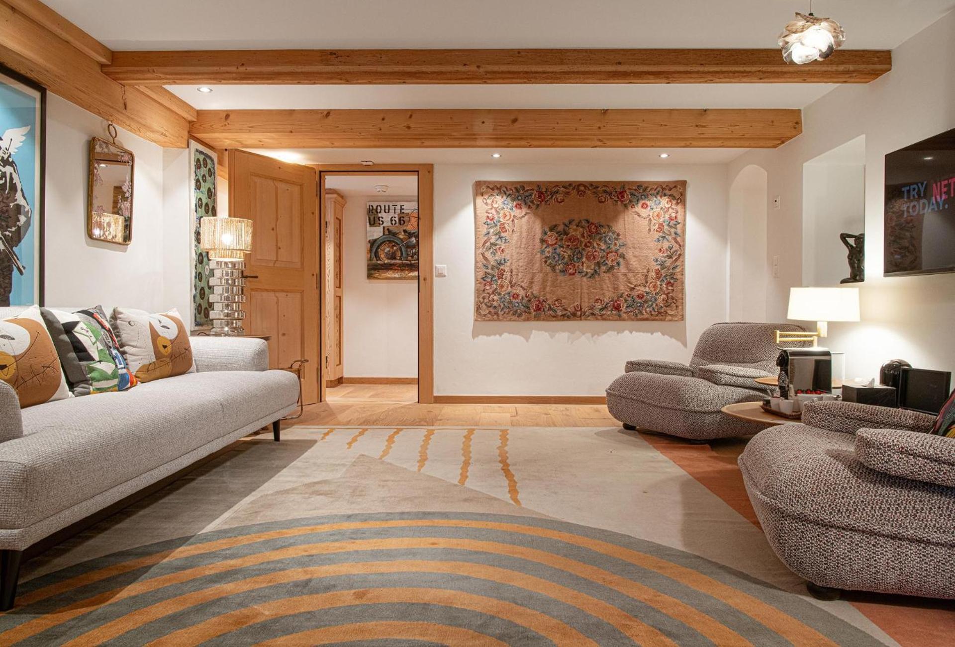 Suite 31 - Photo 11