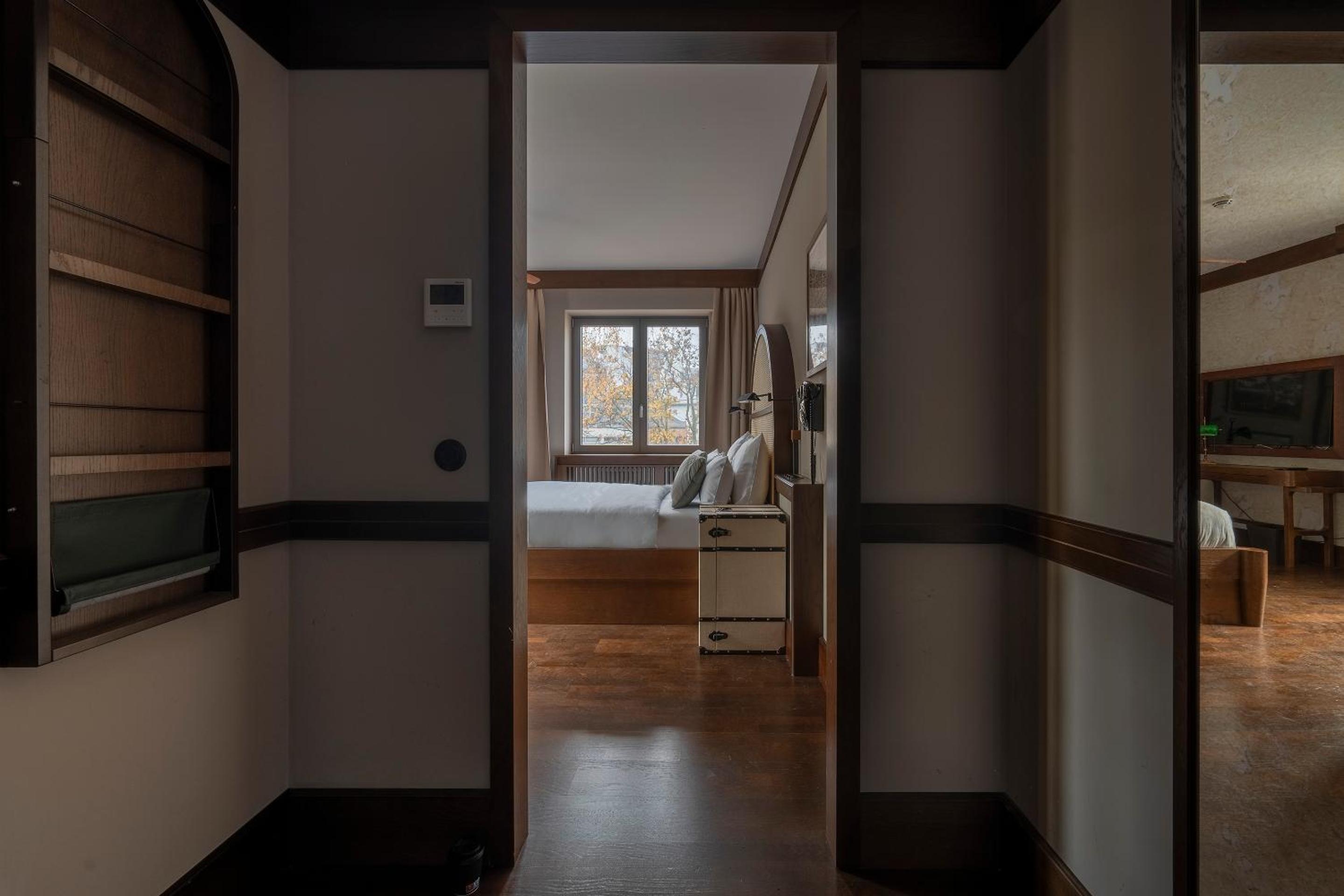 Deluxe Family Room (Non Smoking) photo 1
