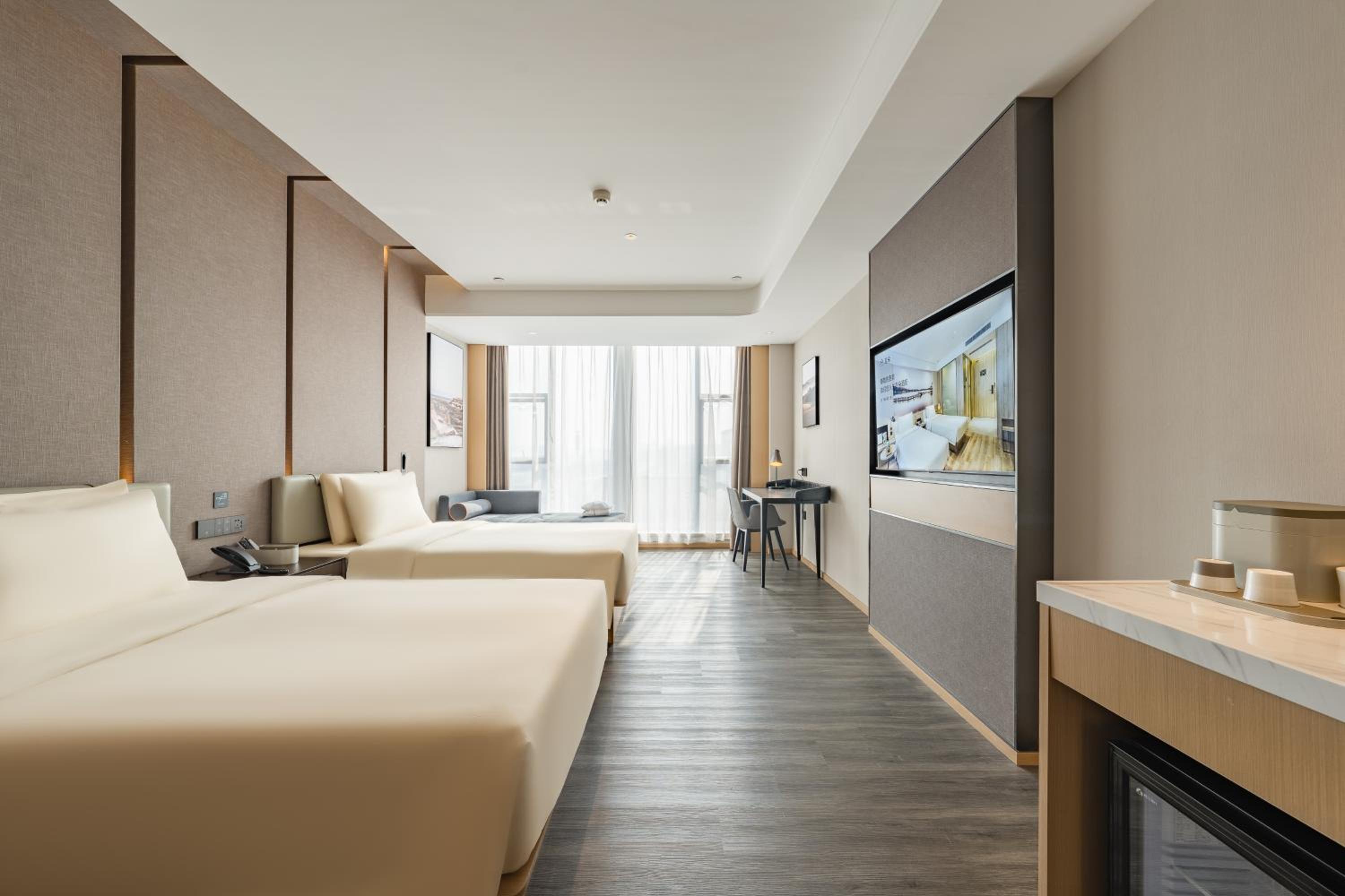 Executive Twin Room - Photo 4