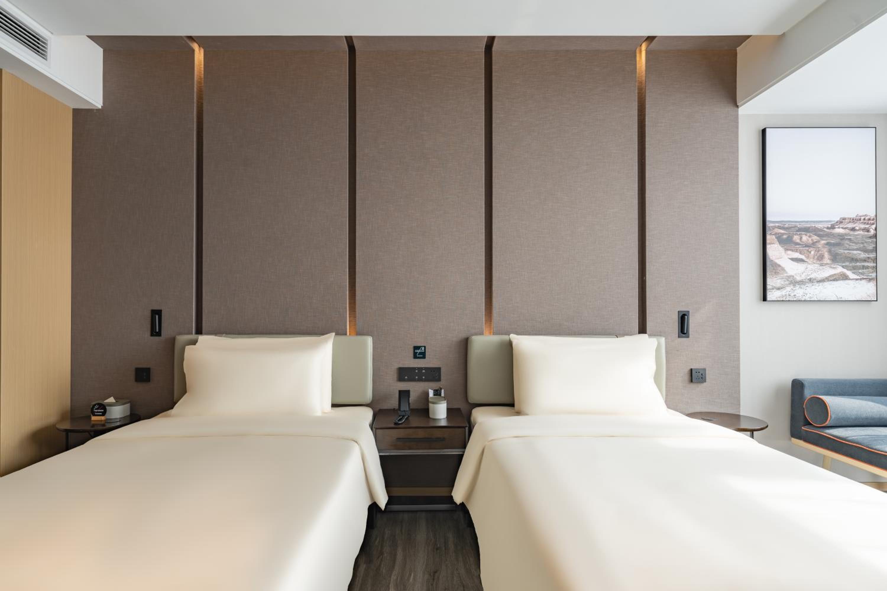Executive Twin Room - Photo 5