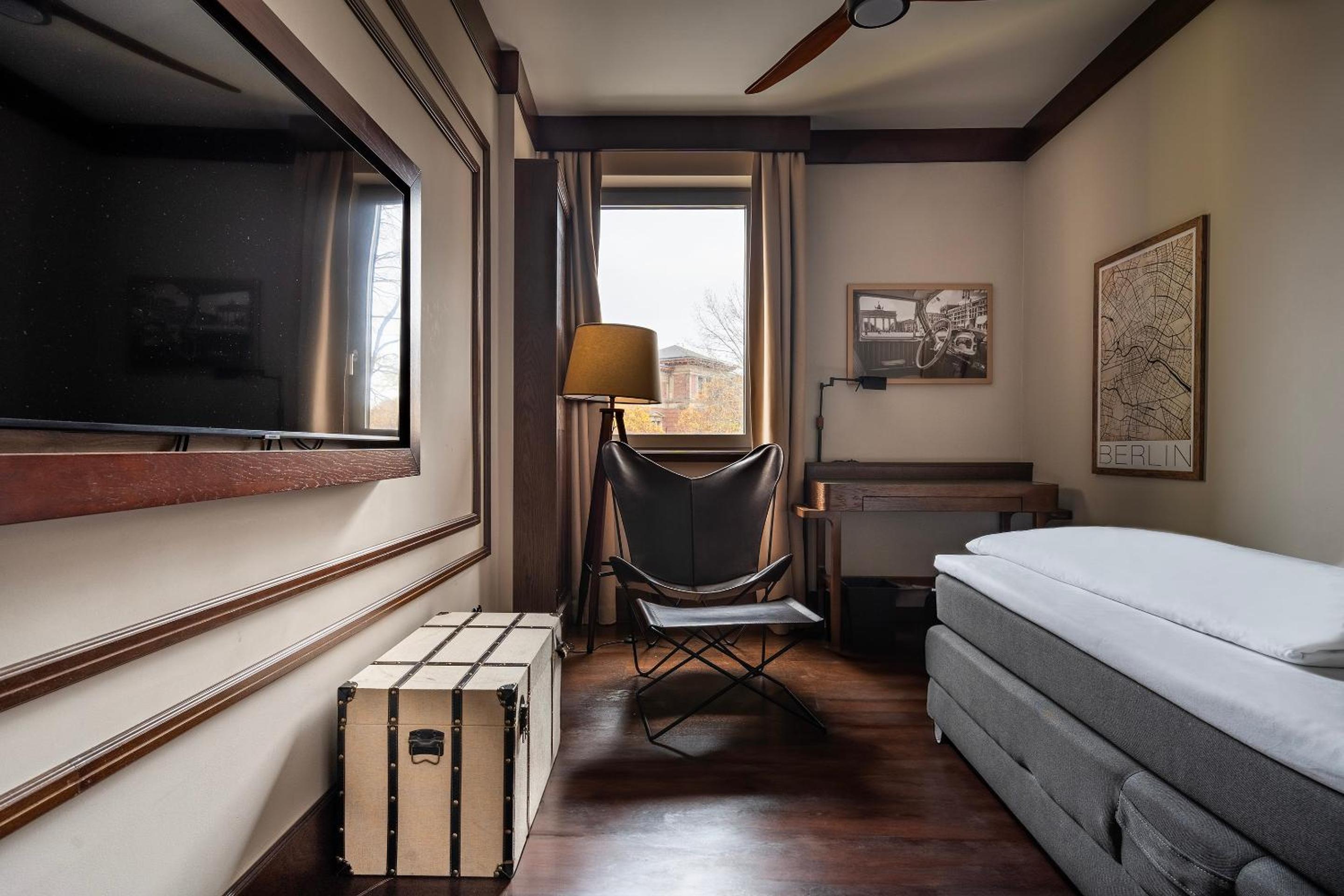 Single Room photo 3