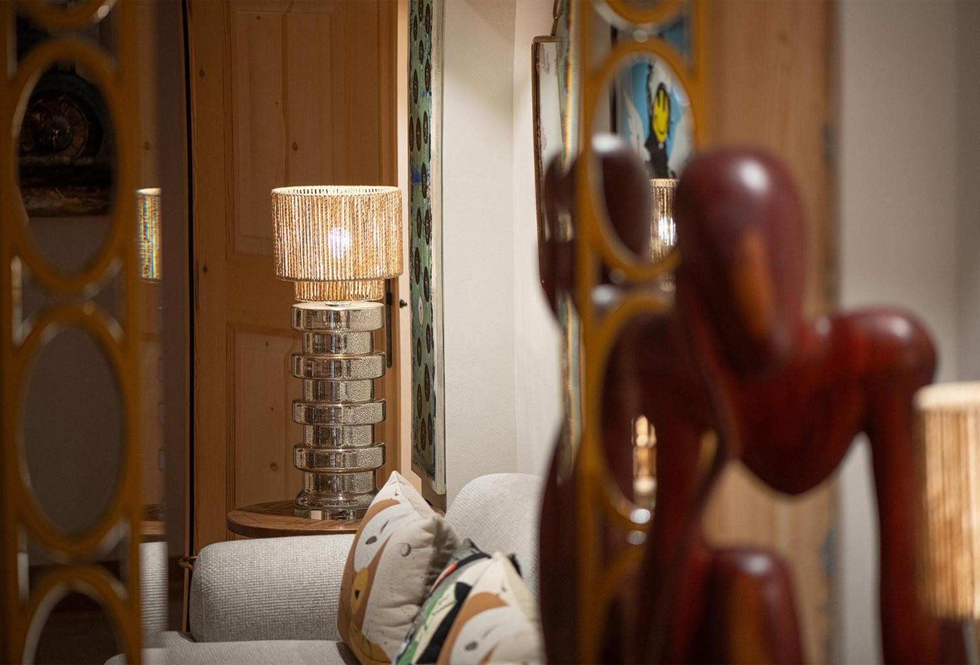 Suite 31 - Photo 16