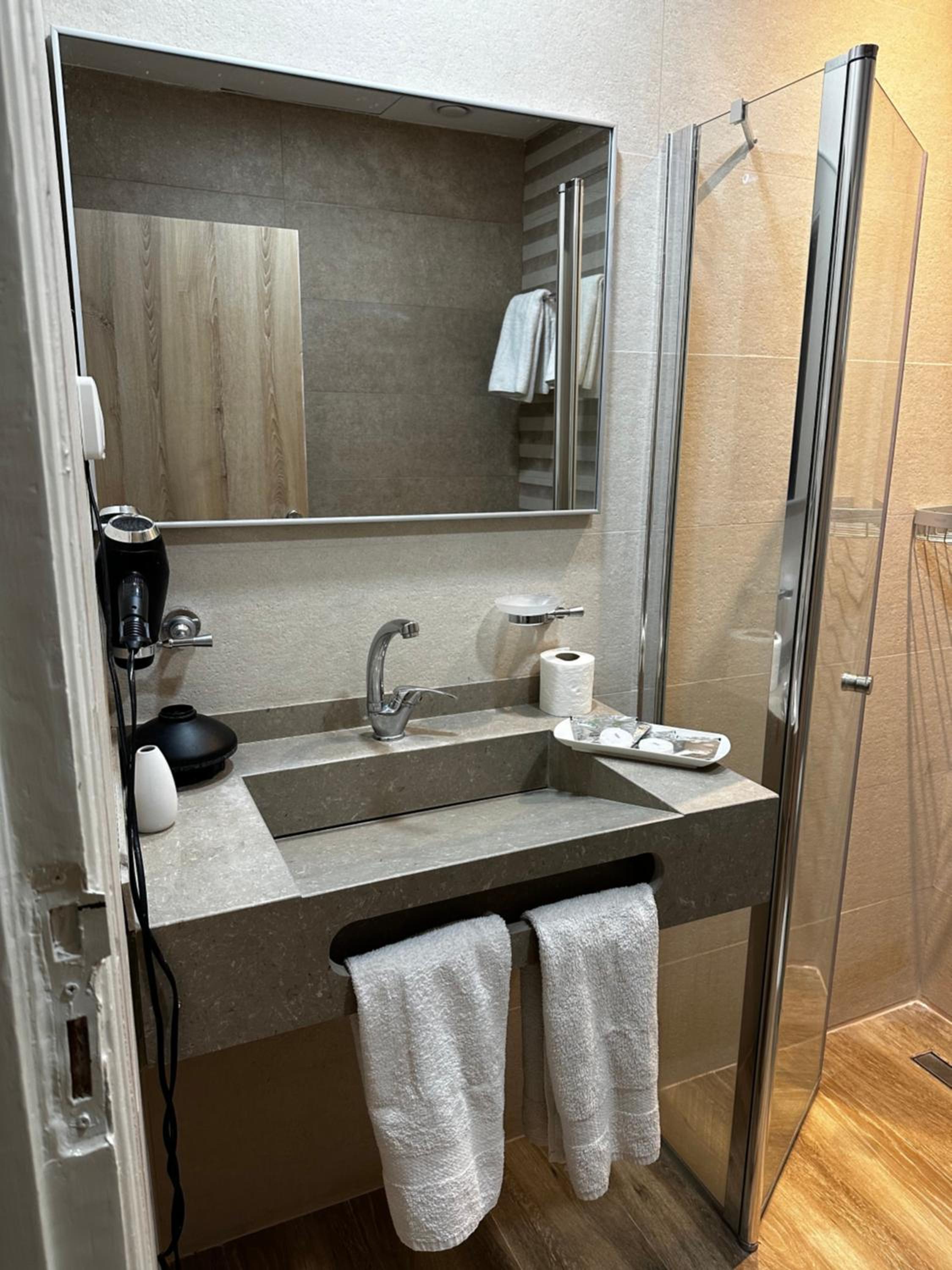 Standard Single Room photo 3