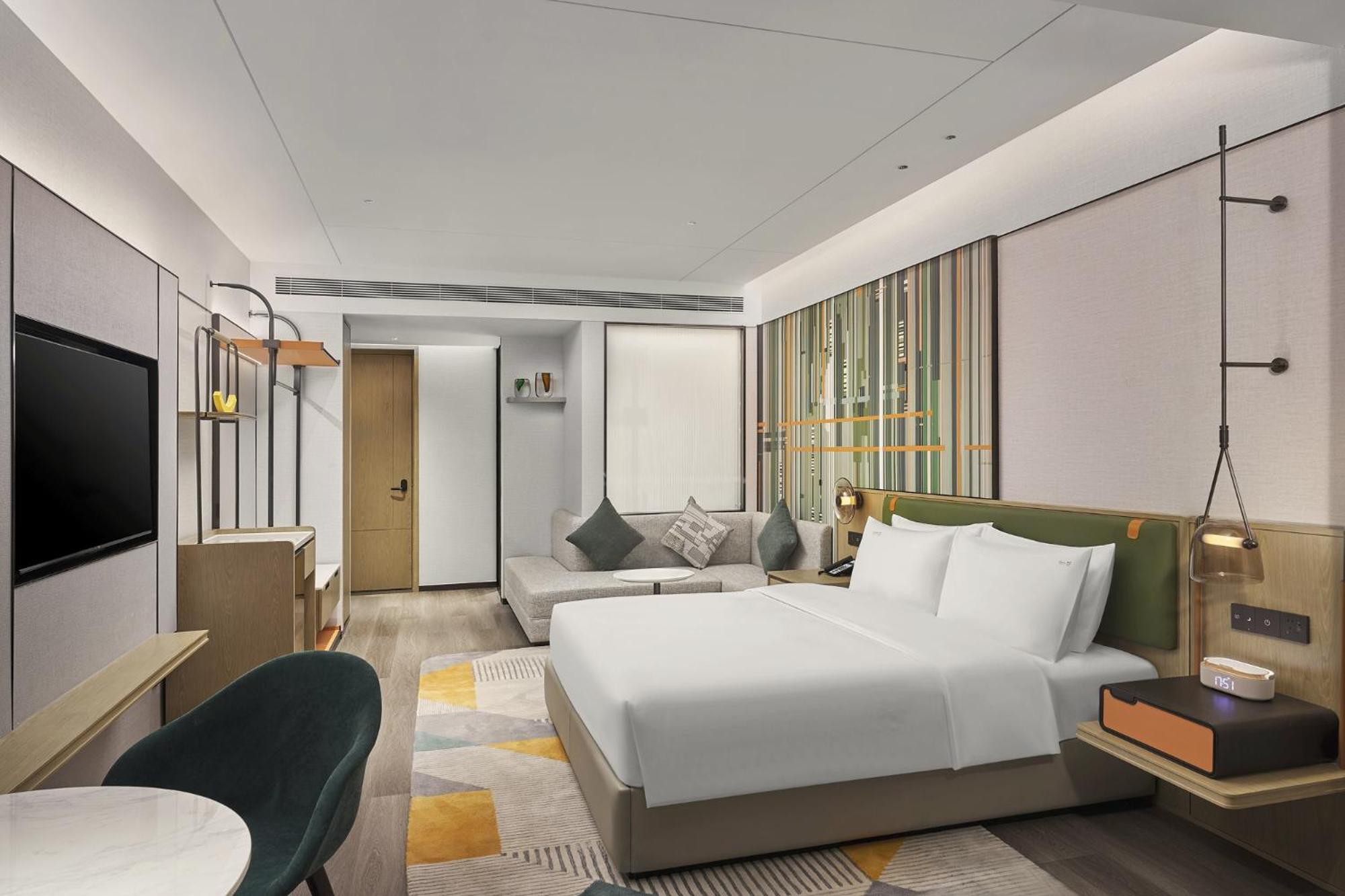 Standard King Room