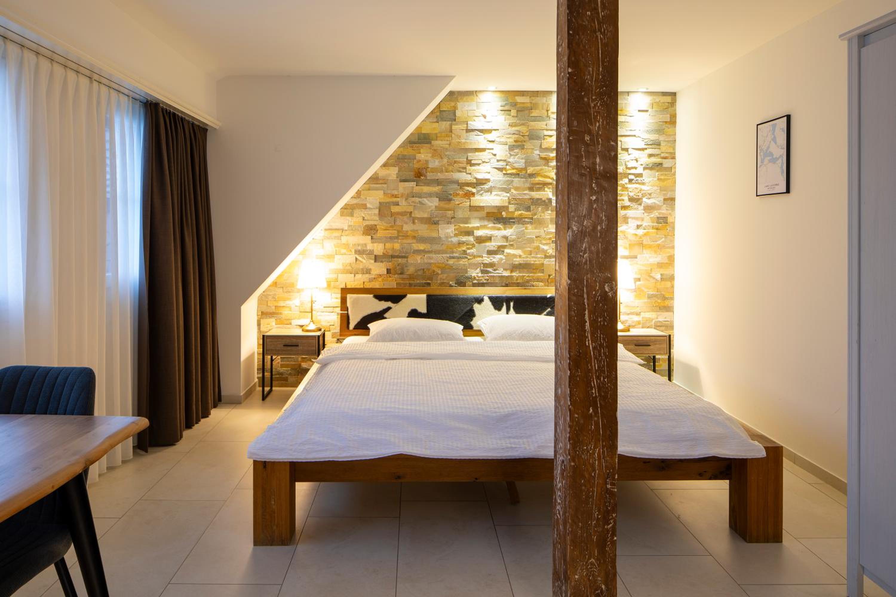Double Room with Lake View