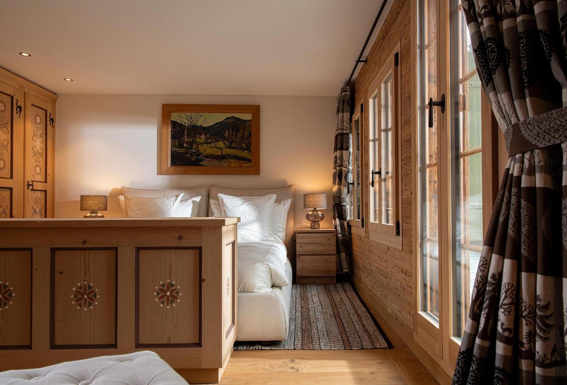 Suite 33 - Photo 4