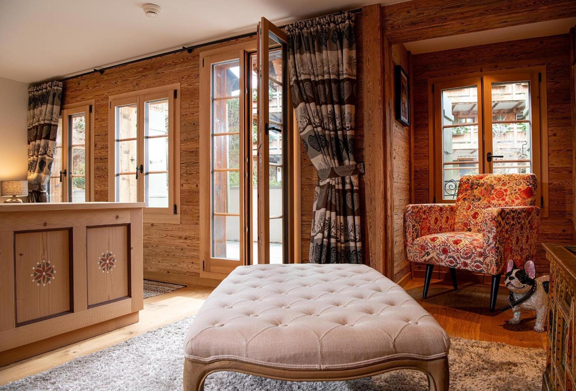 Suite 33 - Photo 11