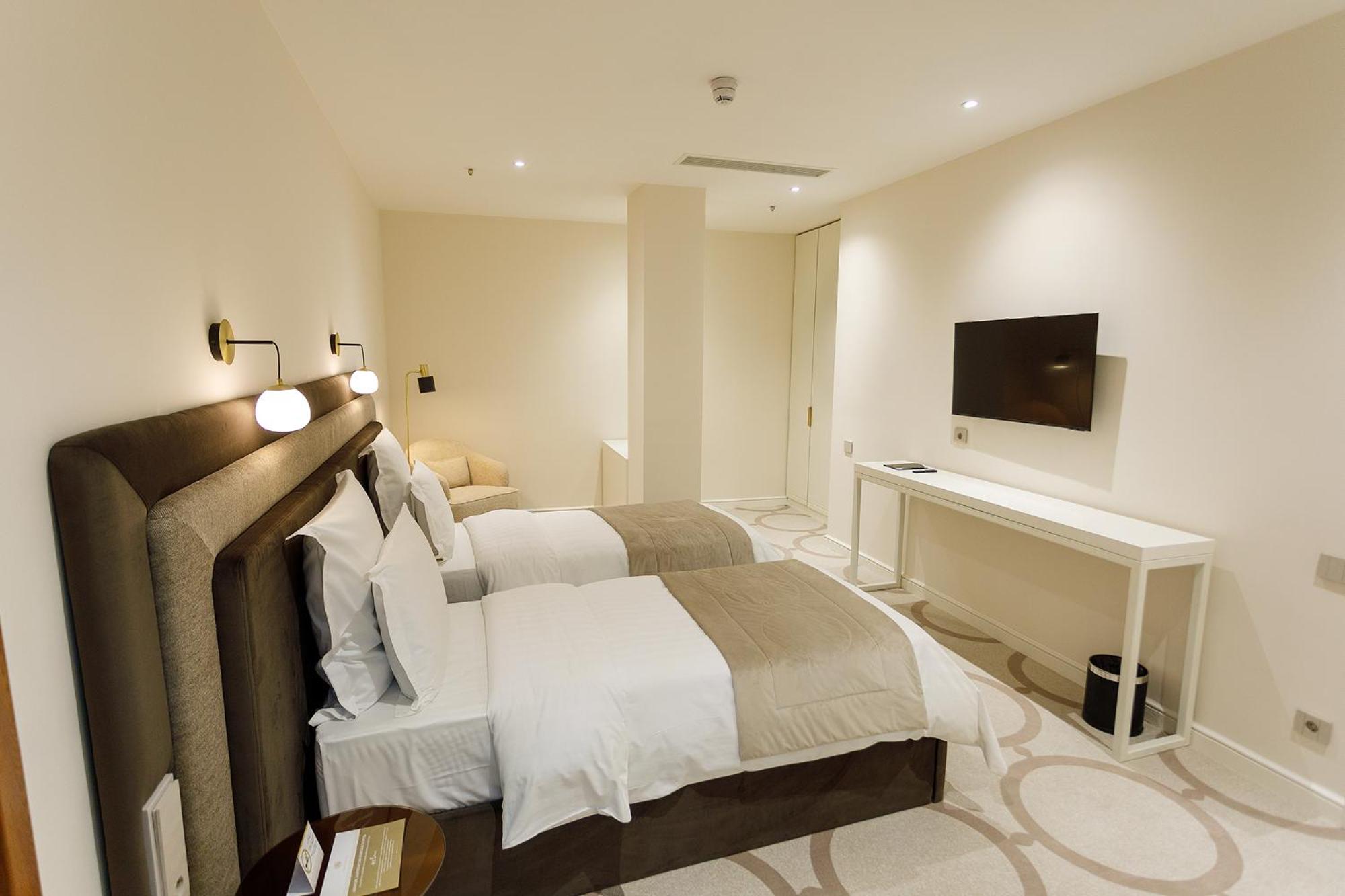 Economy Twin Room (No window)