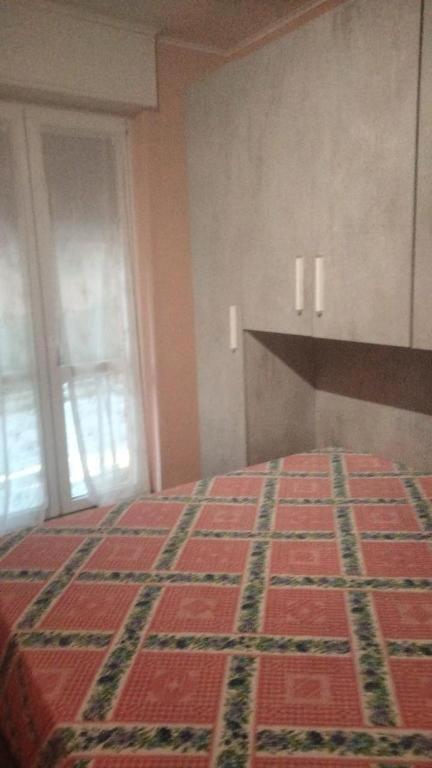 One-Bedroom Standard Apartment