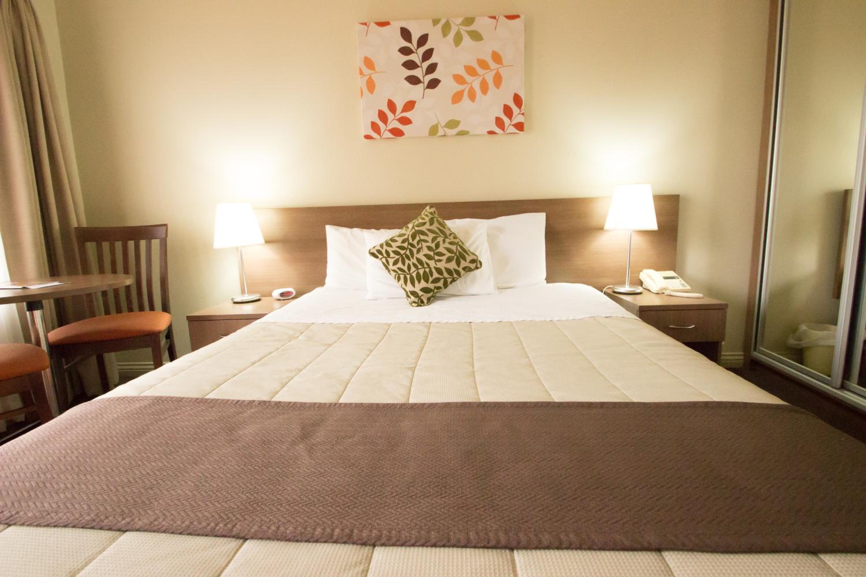 Deluxe Room - Photo 4