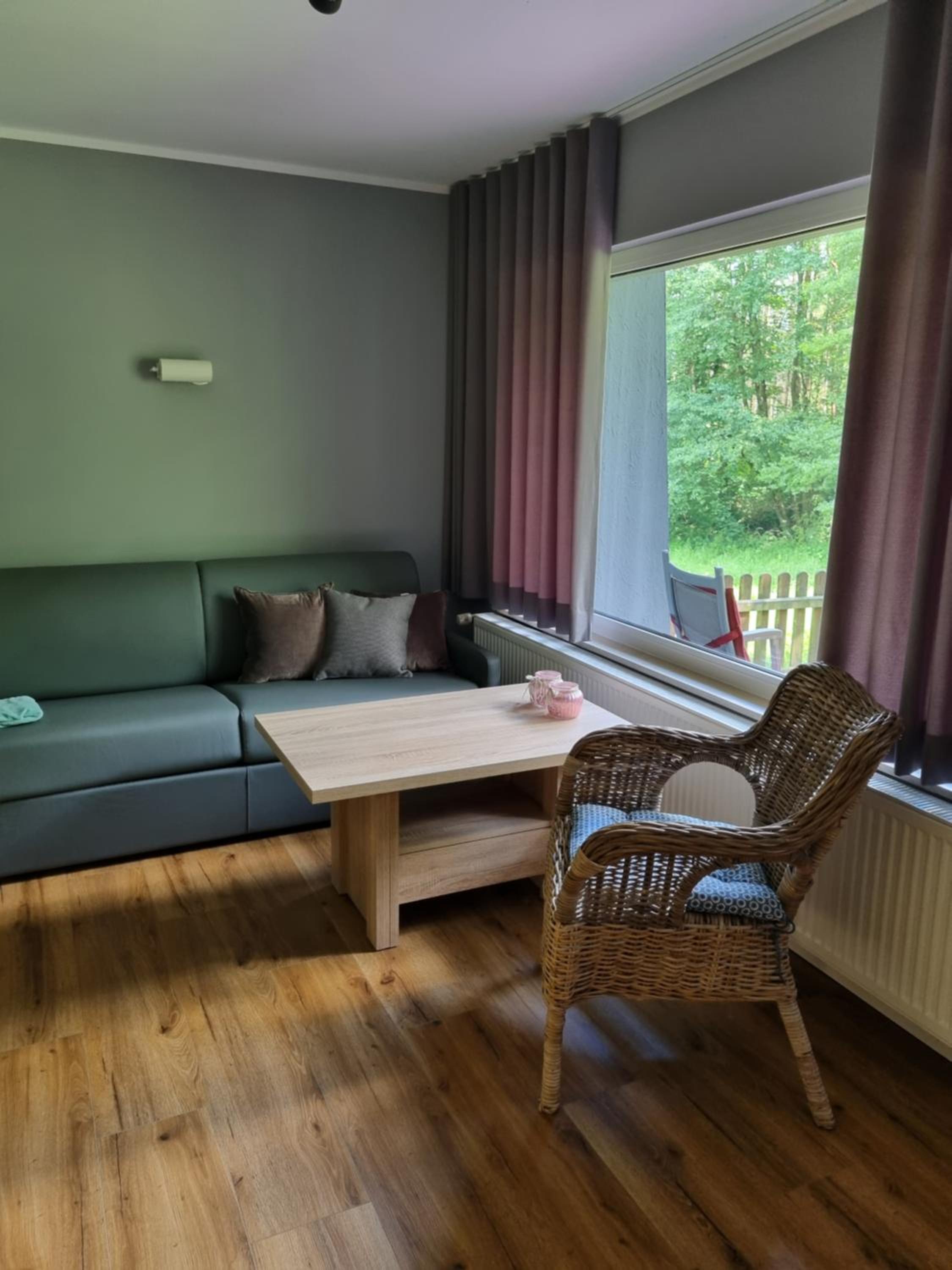 One-Bedroom House photo 1
