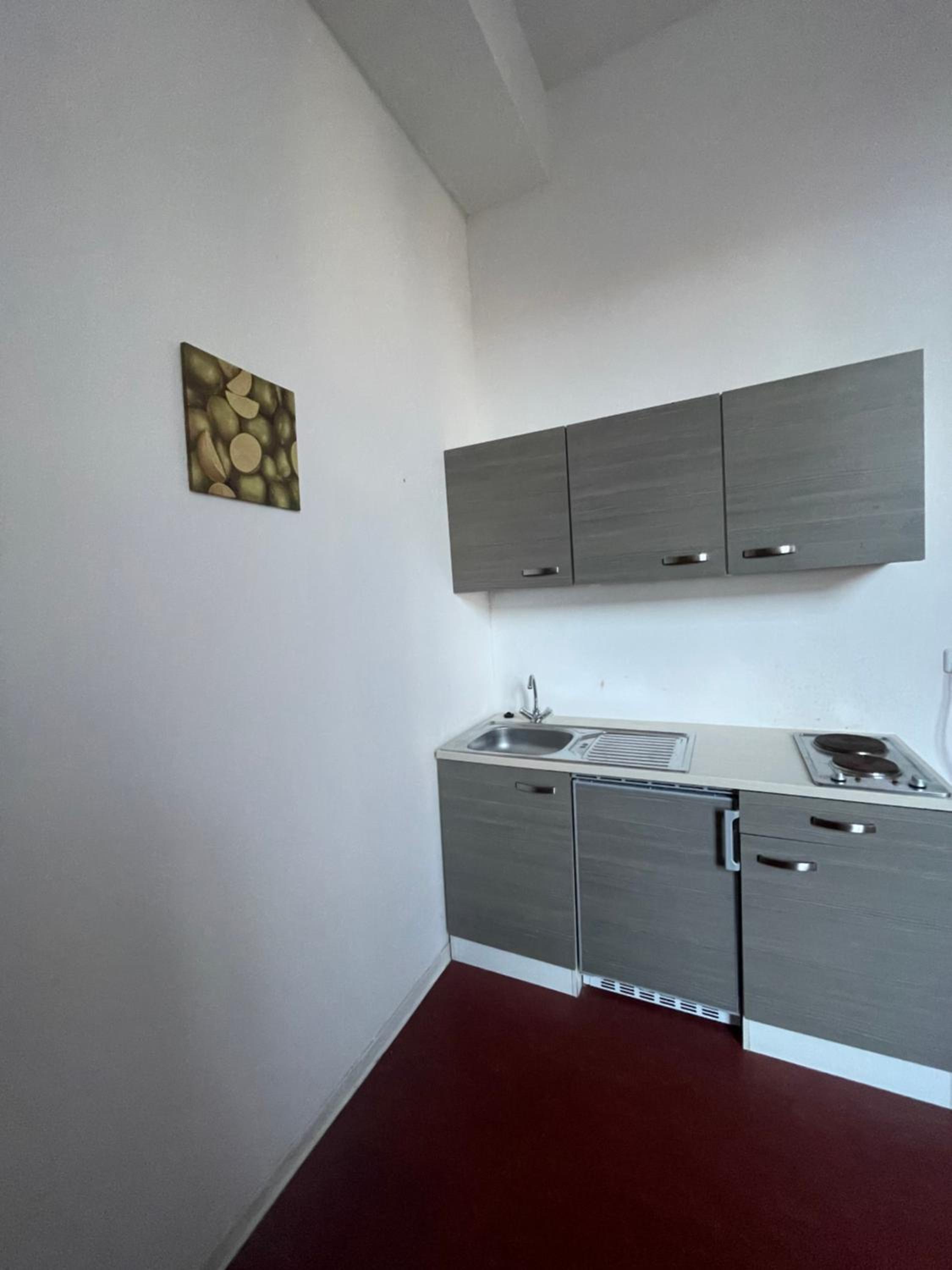 Apartment photo 2