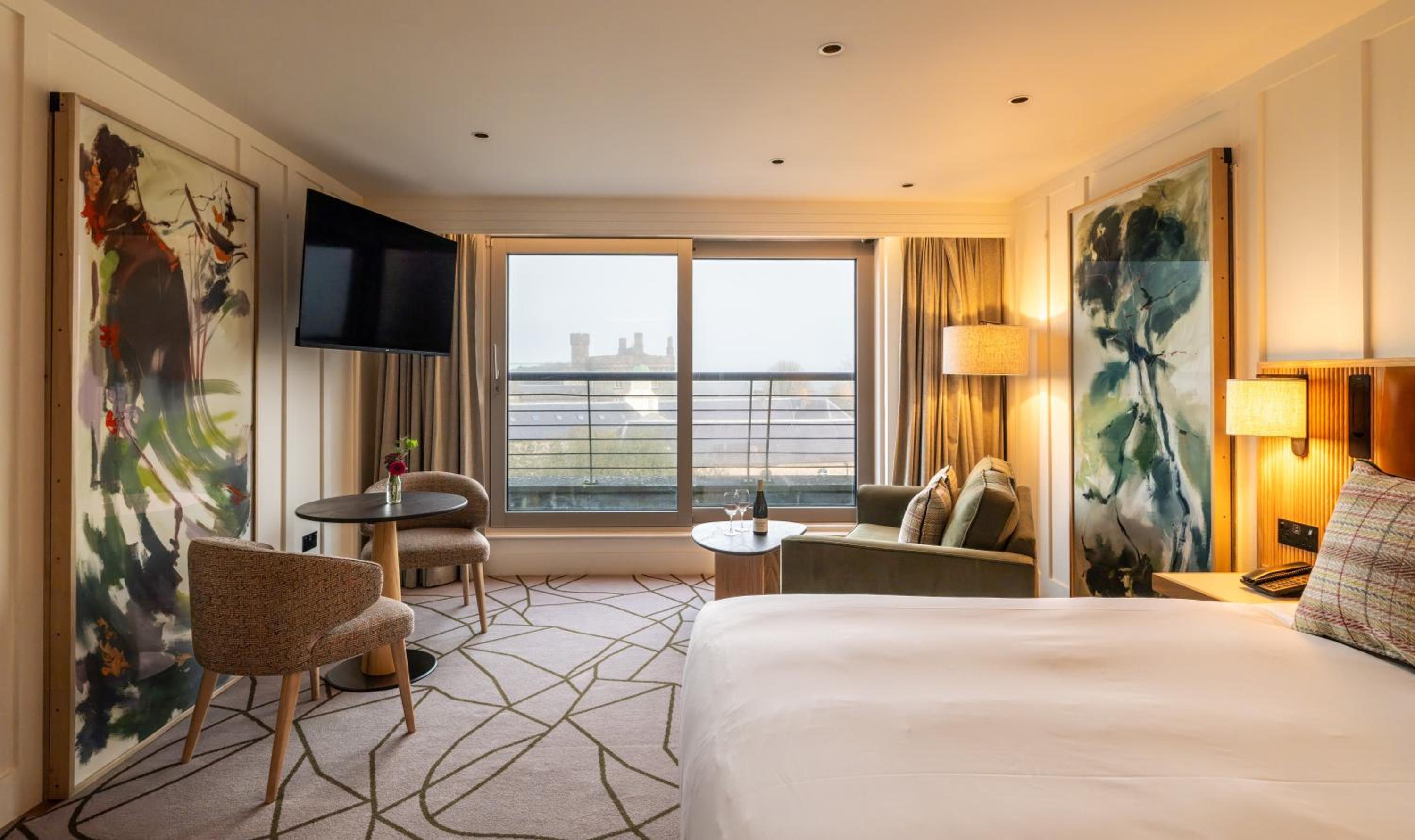 Castle View Suite - Photo 1